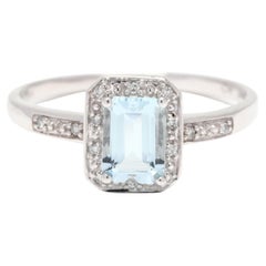 10 Karat White Gold Aquamarine & Diamond Ring