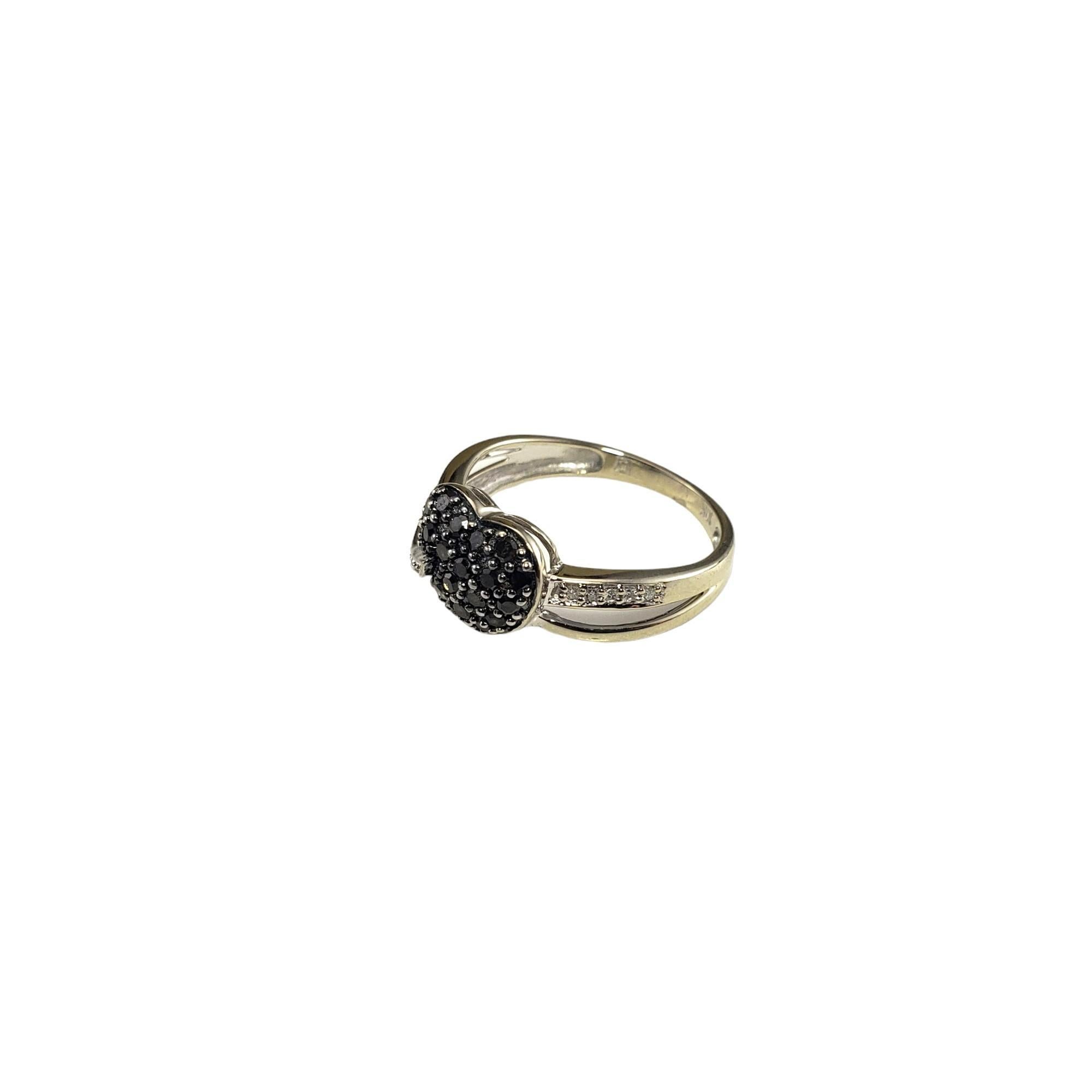 Round Cut 10 Karat White Gold Black Stone and White Diamond Heart Ring Size 6.25 #16107 For Sale