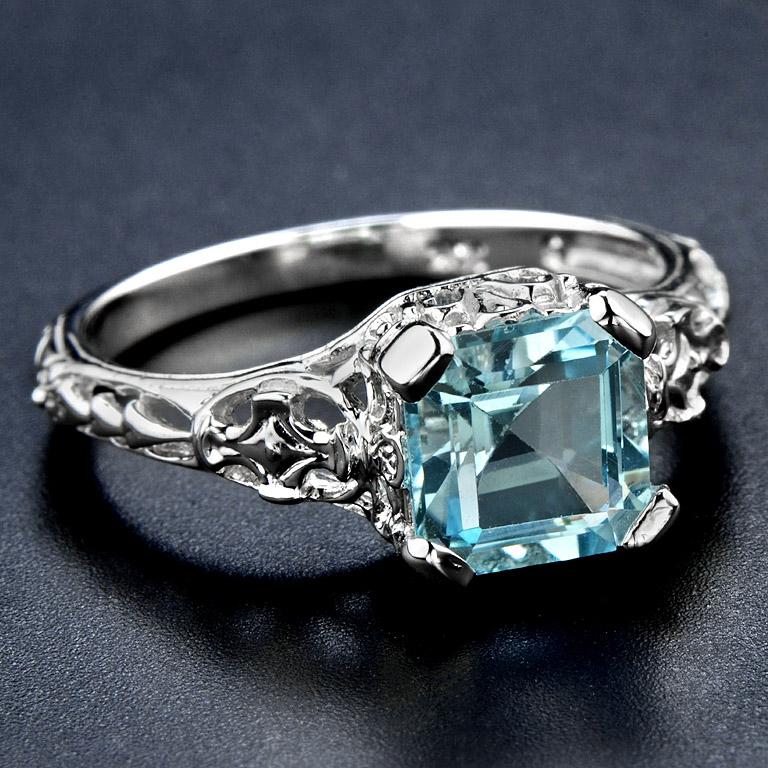 Victorian 10 Karat White Gold Blue Topaz Filigree Ring