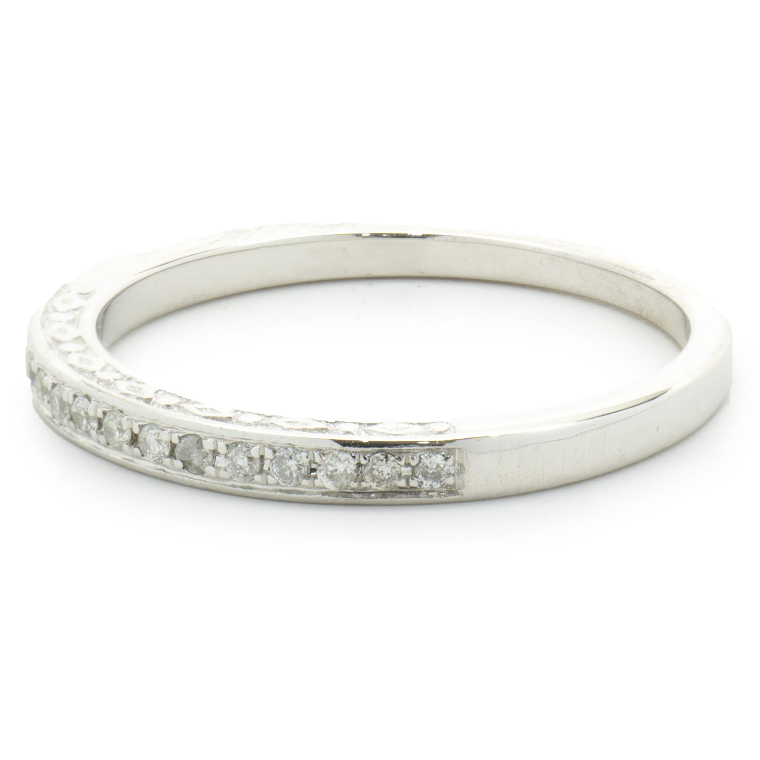 10 Karat White Gold Diamond Band In Excellent Condition For Sale In Scottsdale, AZ