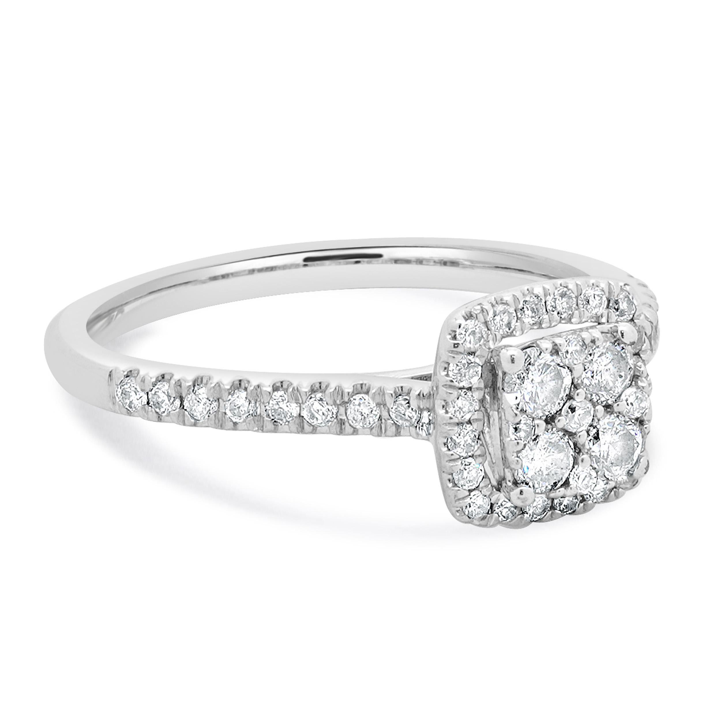 Anillo en racimo de diamantes de oro blanco de 10 quilates Corte redondo en venta