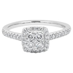 Anillo en racimo de diamantes de oro blanco de 10 quilates