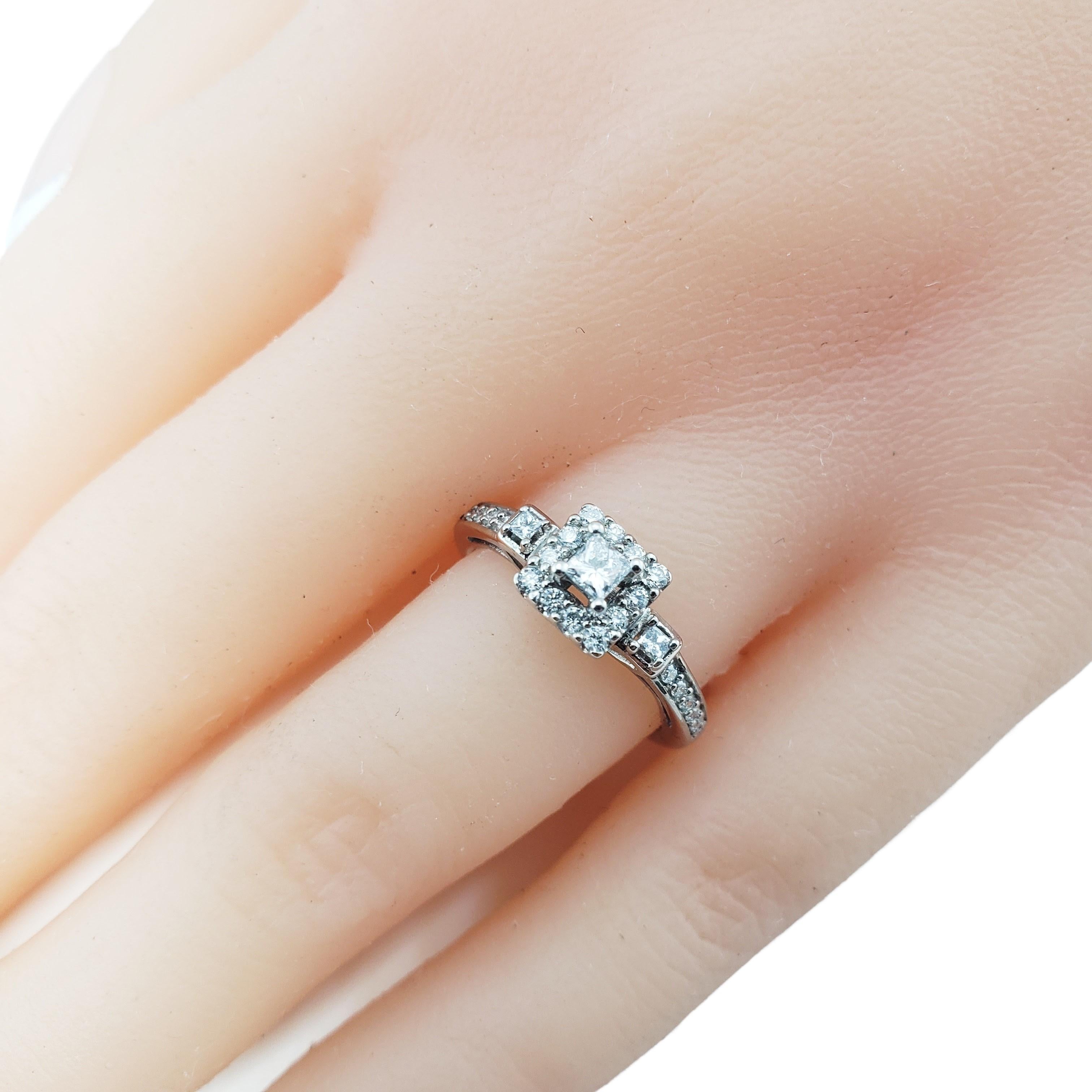 10 Karat White Gold Diamond Engagement Ring For Sale 2