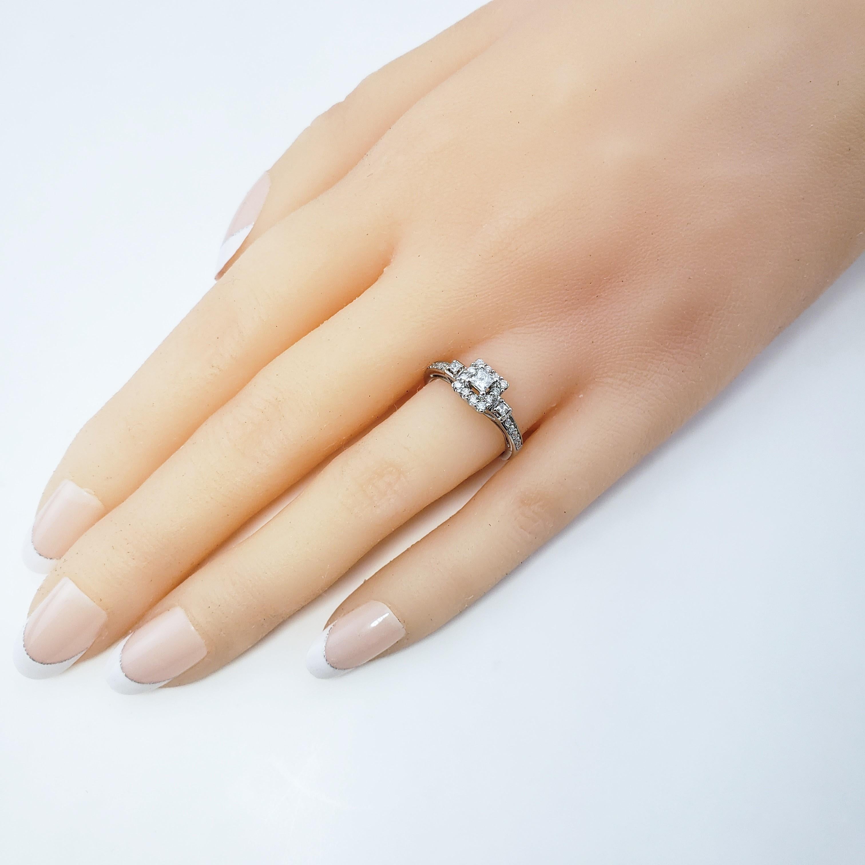 10 Karat White Gold Diamond Engagement Ring For Sale 1