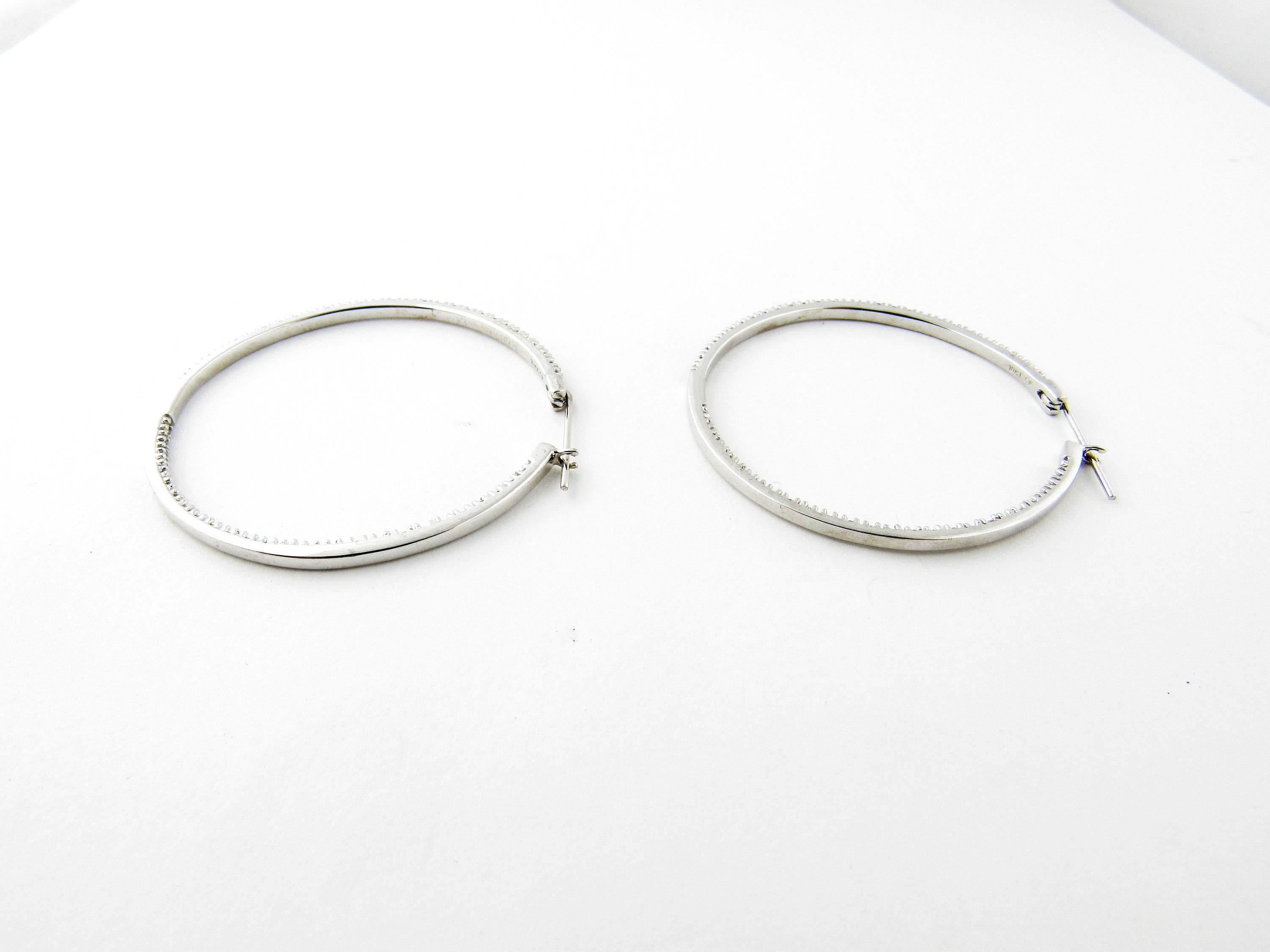 10 Karat White Gold Diamond Hoop Earrings In Excellent Condition In Washington Depot, CT