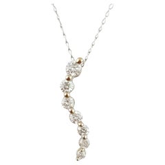 10 Karat White Gold Diamond Pendant Necklace