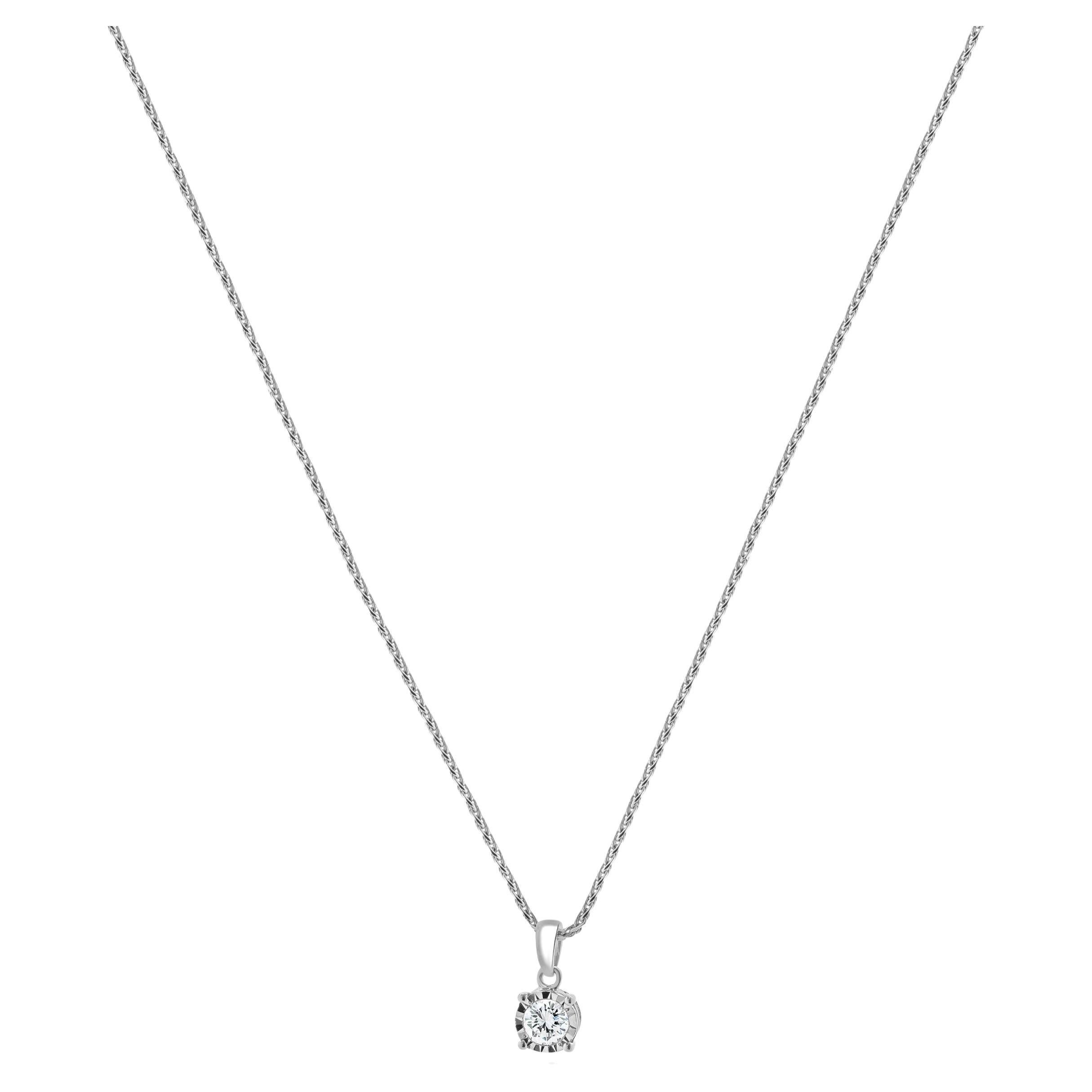 10 Karat White Gold Diamond Solitaire Necklace For Sale