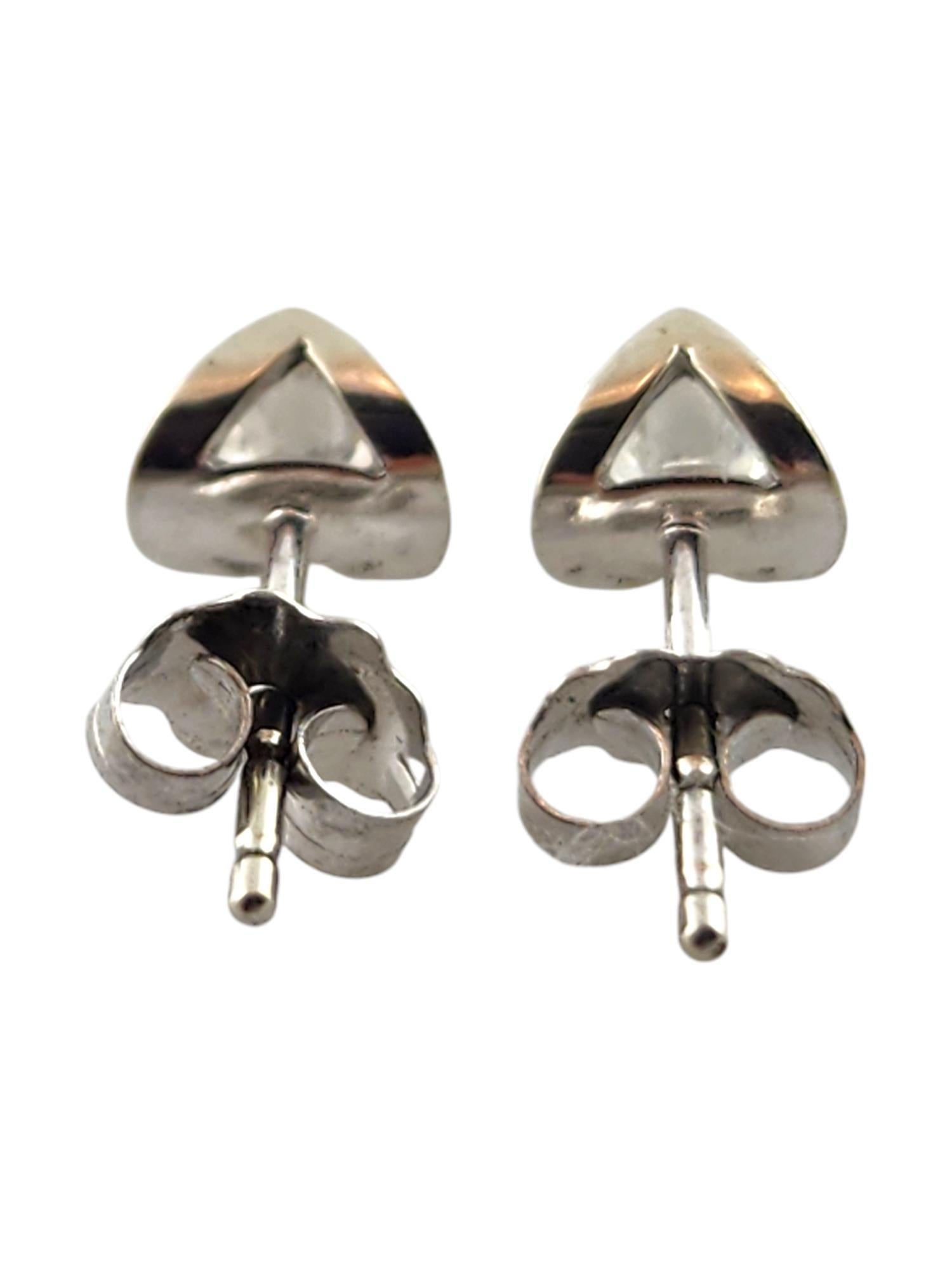 10 Karat White Gold Diamond Stud Earrings #18576 In Good Condition For Sale In Washington Depot, CT