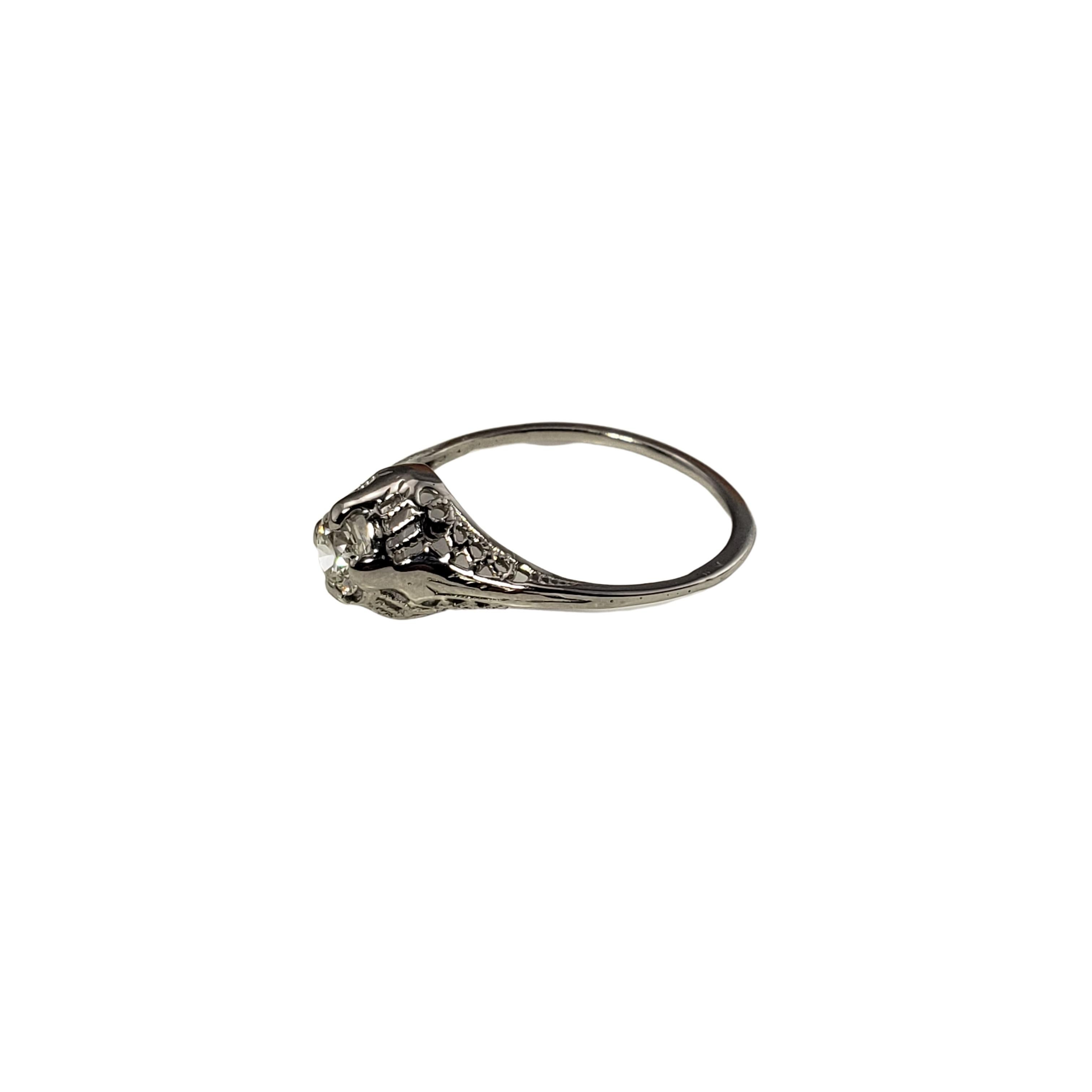 Women's 10 Karat White Gold Filigree Diamond Ring For Sale