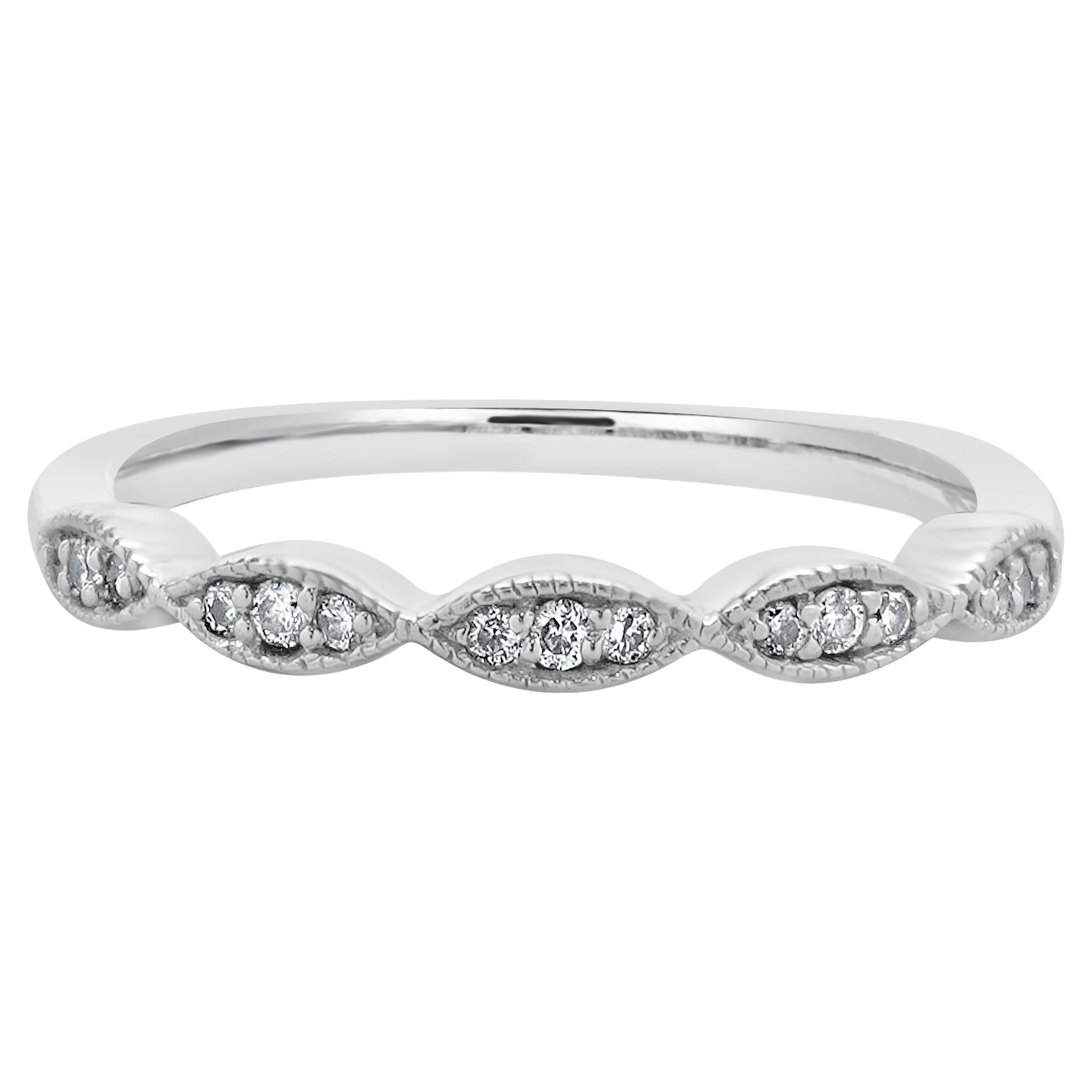 10 Karat White Gold Scalloped Diamond Band For Sale