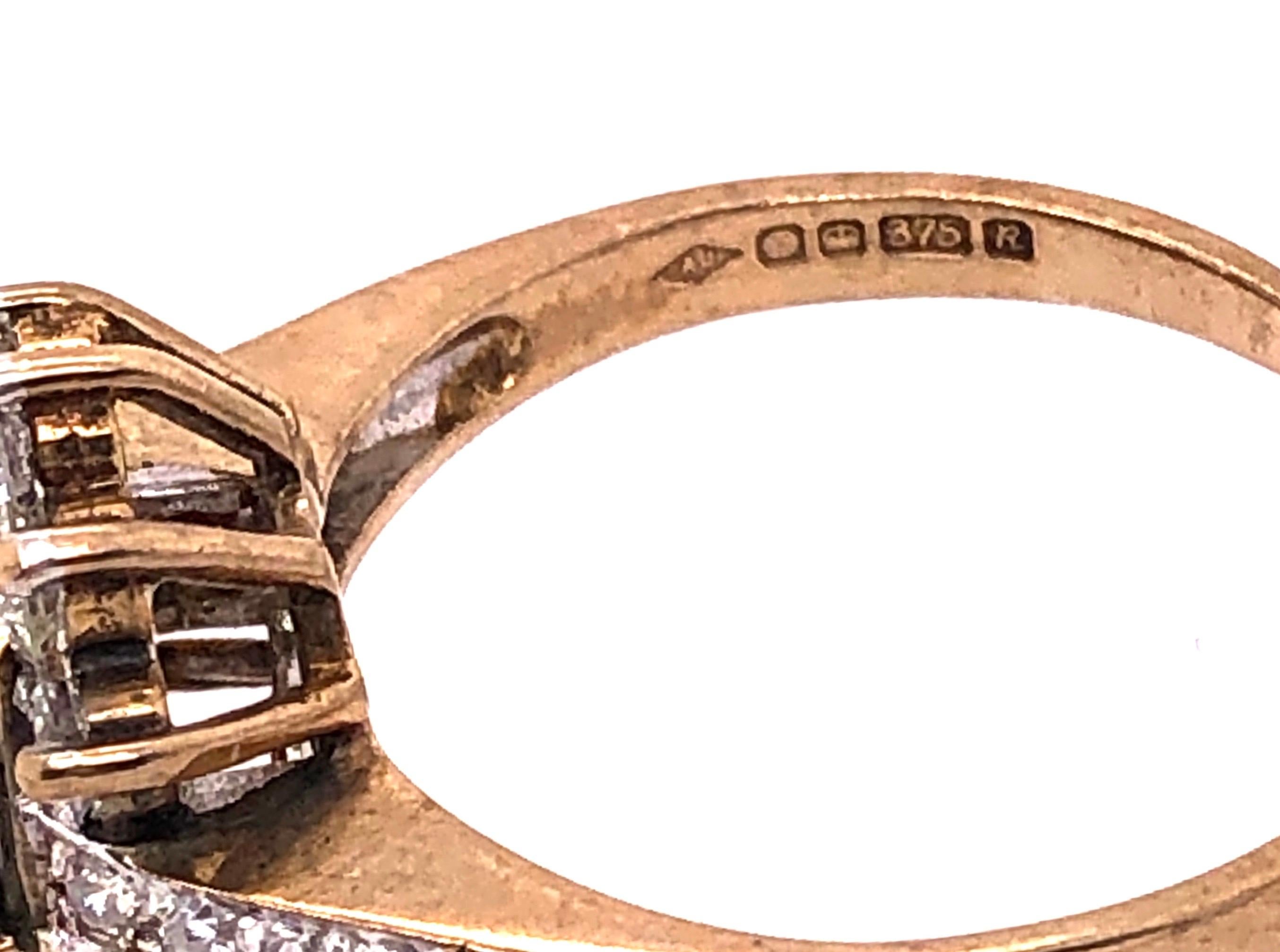 10 Karat Gelb- und Weißgold Onyx Solitär-Ring mit Diamantakzenten (Moderne) im Angebot