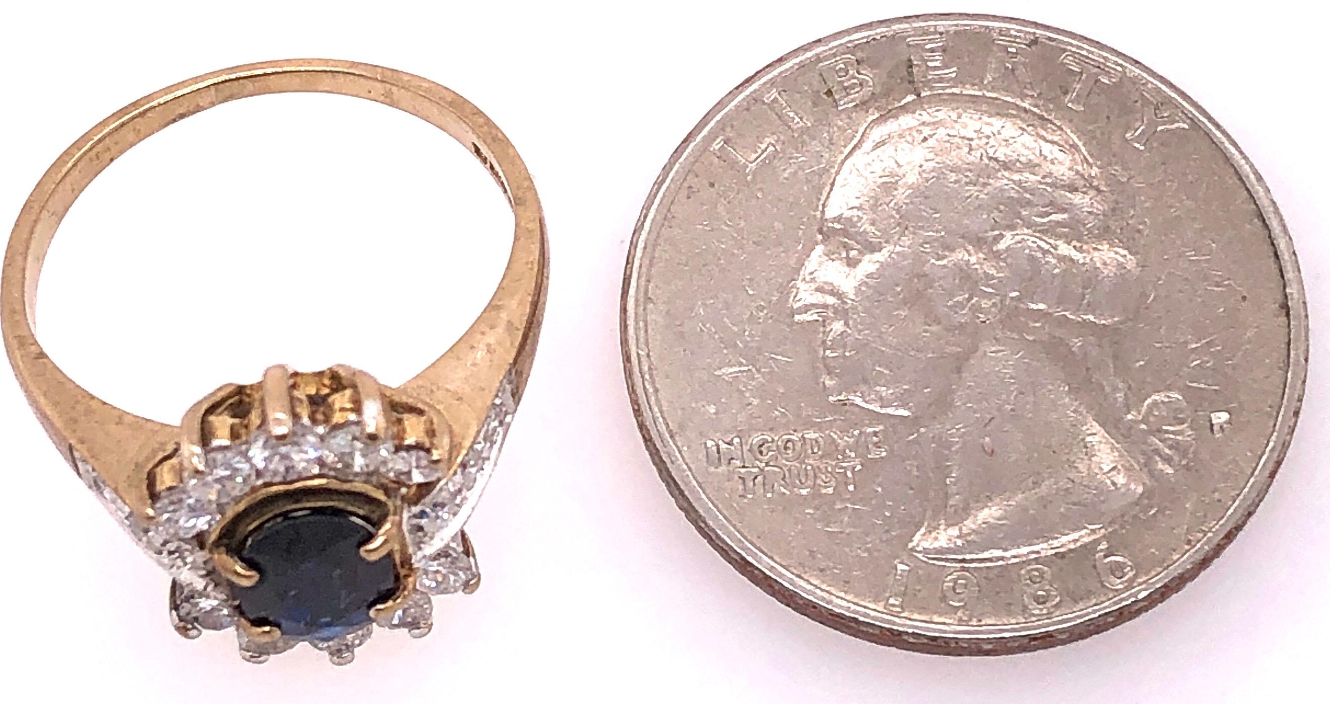 10 Karat Gelb- und Weißgold Onyx Solitär-Ring mit Diamantakzenten für Damen oder Herren im Angebot
