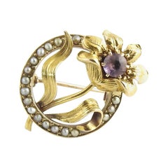 10 Karat Yellow Gold Amethyst and Seed Pearl Brooch / Pin