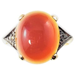 Vintage 10 Karat Yellow Gold and Carnelian Ring