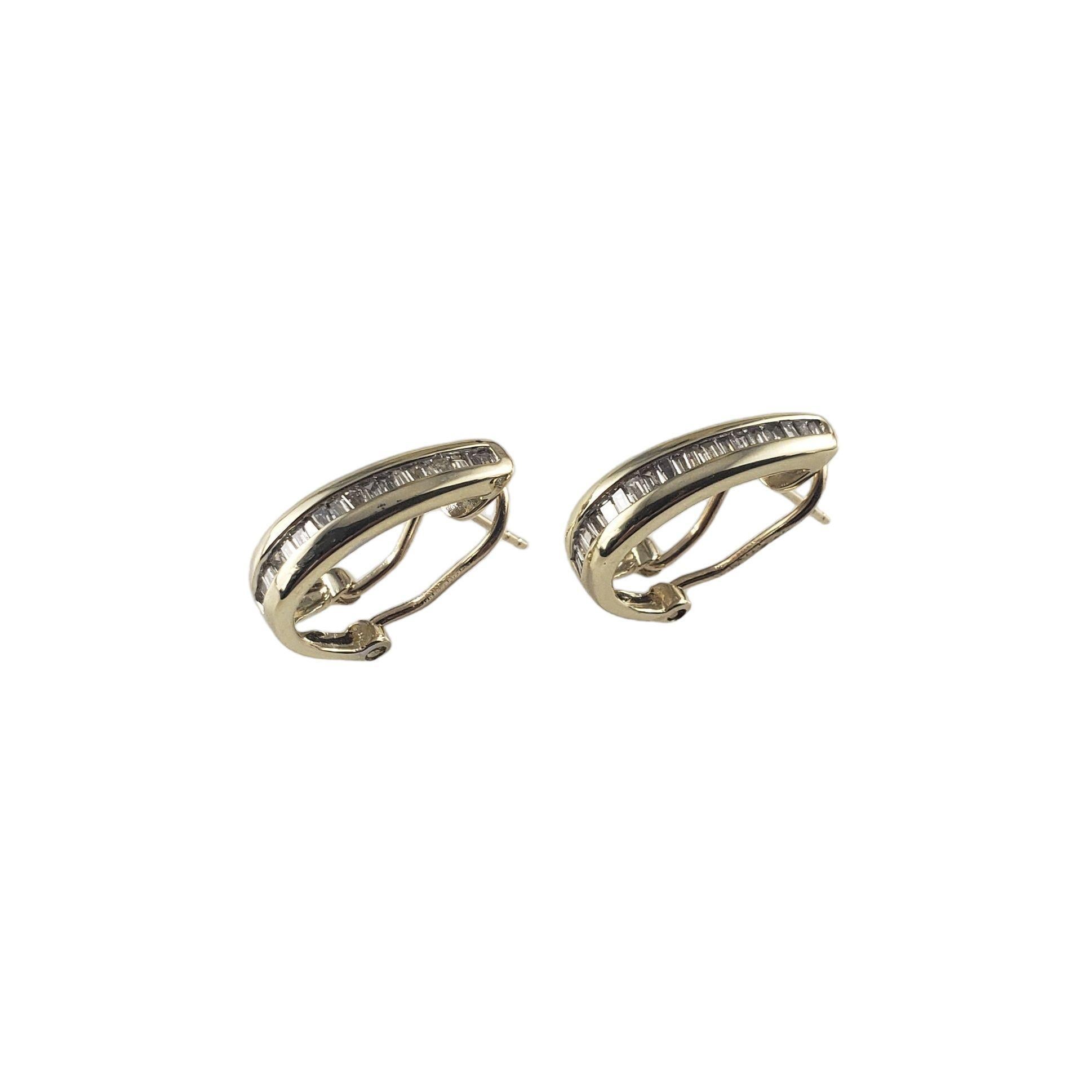 Vintage 10 Karat Yellow Gold and Diamond Earrings-

These elegant earrings each feature 20 baguette diamonds set in classic 10K yellow gold. Omega back closures.  

Approximate total diamond weight: .60 ct.

Diamond clarity: SI2-I1

Diamond color: