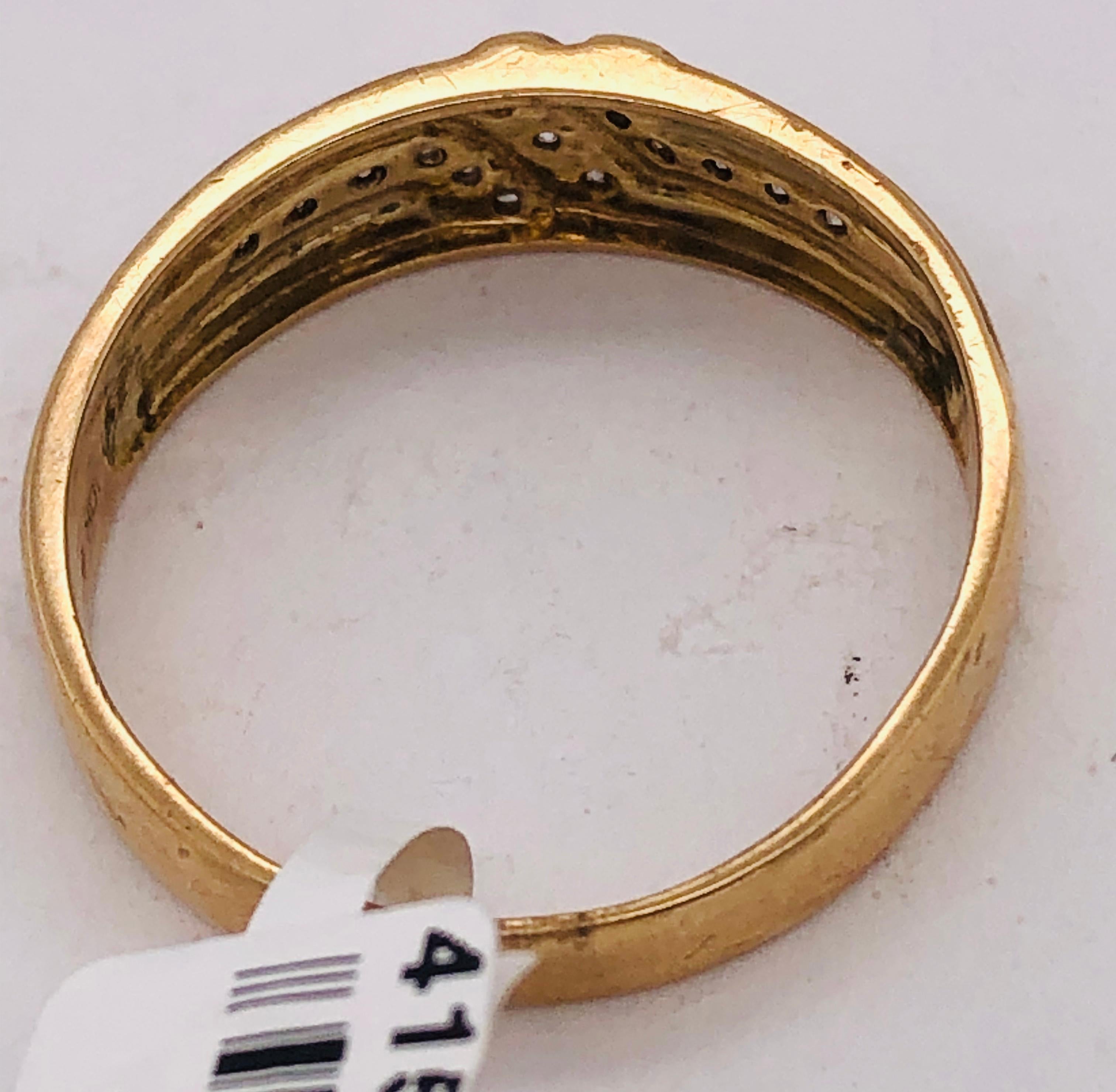 10 Karat Yellow Gold and Diamond Fashion Ring Band Wedding / Bridal For Sale 2