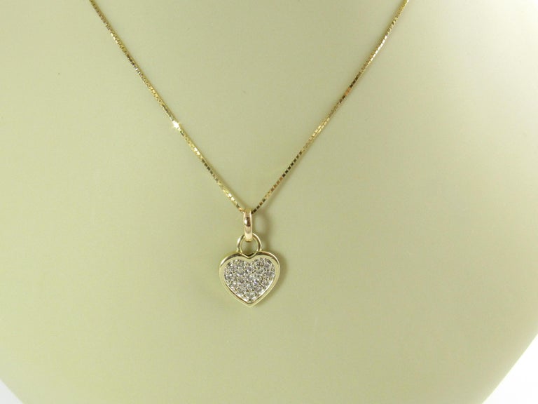 10 Karat Yellow Gold and Diamond Heart Pendant For Sale at 1stDibs