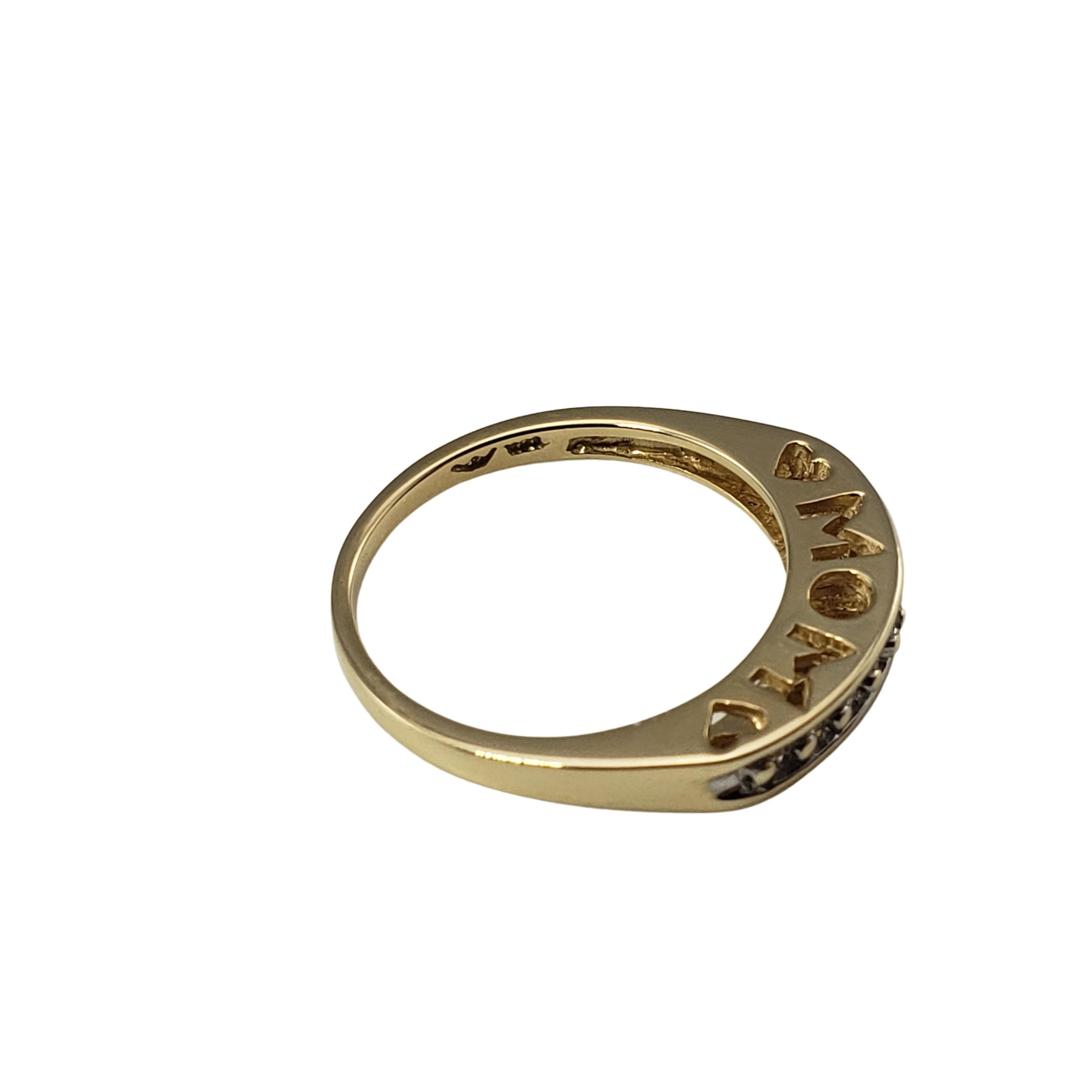 10 Karat Gelbgold und Diamant-Ring „MOM“ im Zustand „Gut“ in Washington Depot, CT