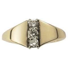Vintage 10 Karat Yellow Gold and Diamond Ring Size 5.75
