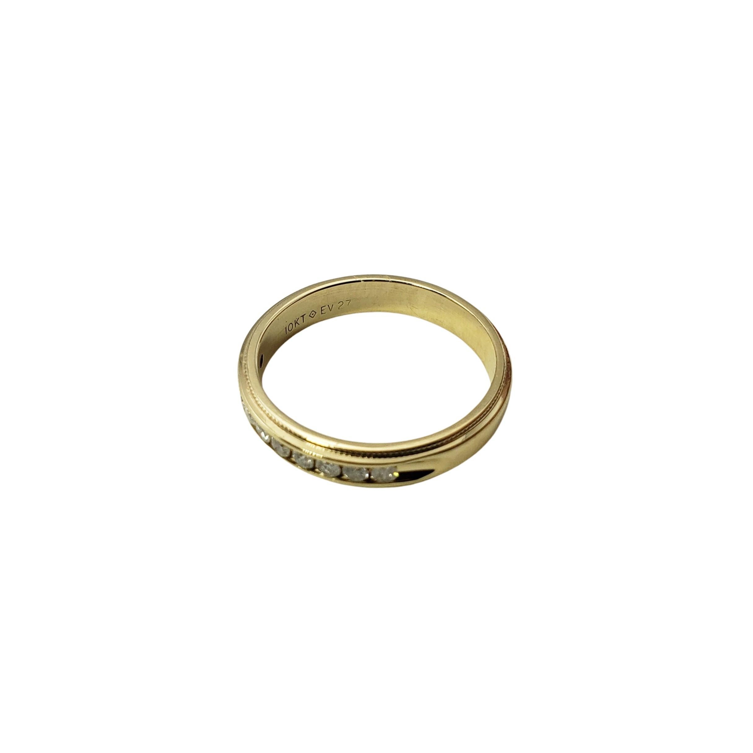 Alliance en or jaune 10 carats et diamants, taille 7,5 Bon état - En vente à Washington Depot, CT