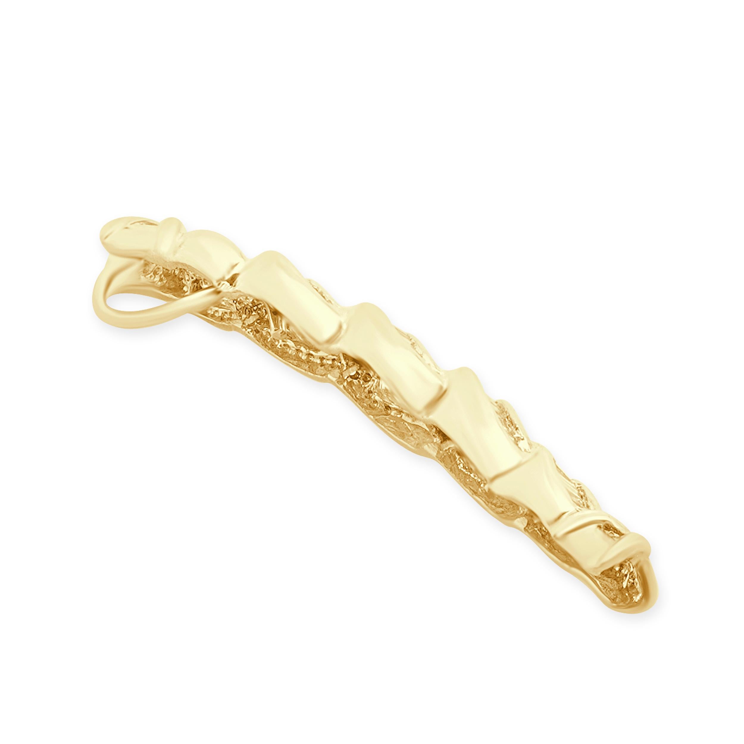 Designer: personalizzato
Materiale: Oro giallo 10K
Diamanti: 62 tagli a baguette = 1,58cttw
Colore: I / J
Chiarezza: SI3
Peso: 5.04 grammi