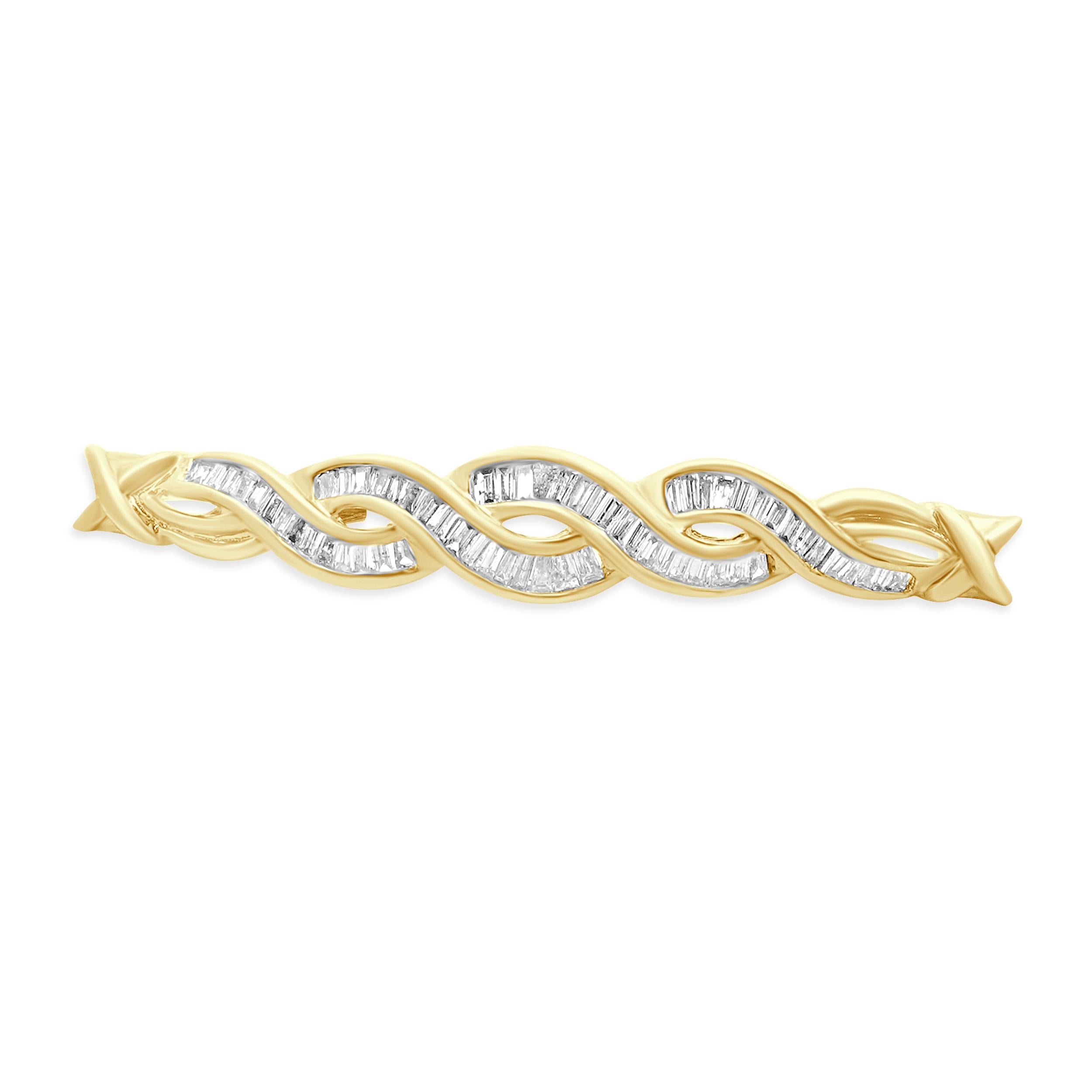 Ciondolo a nastro in oro giallo 10 carati con diamante taglio baguette In condizioni ottime in vendita a Scottsdale, AZ