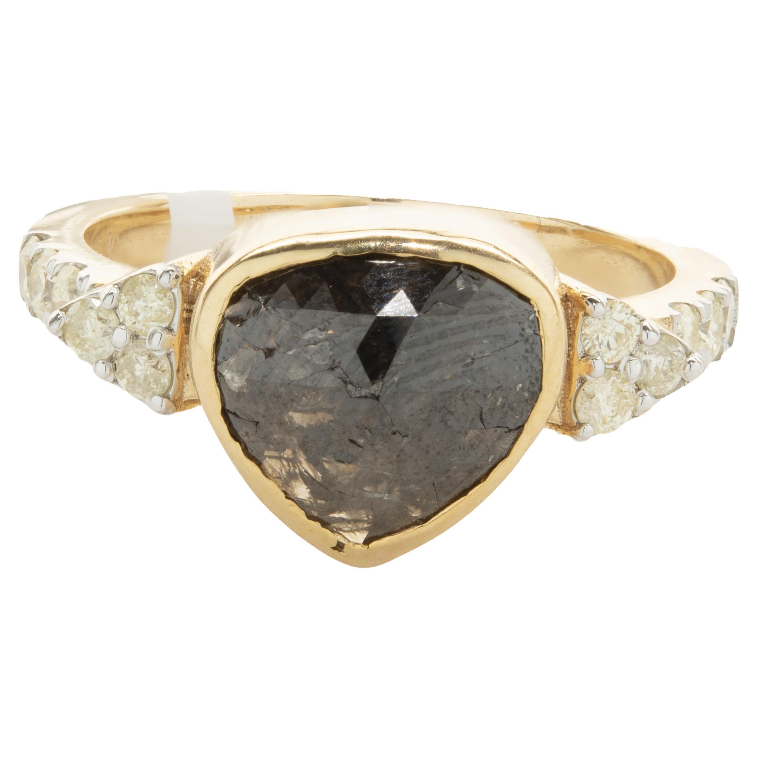 Galaxy-Diamantring aus 10 Karat Gelbgold mit Lünette