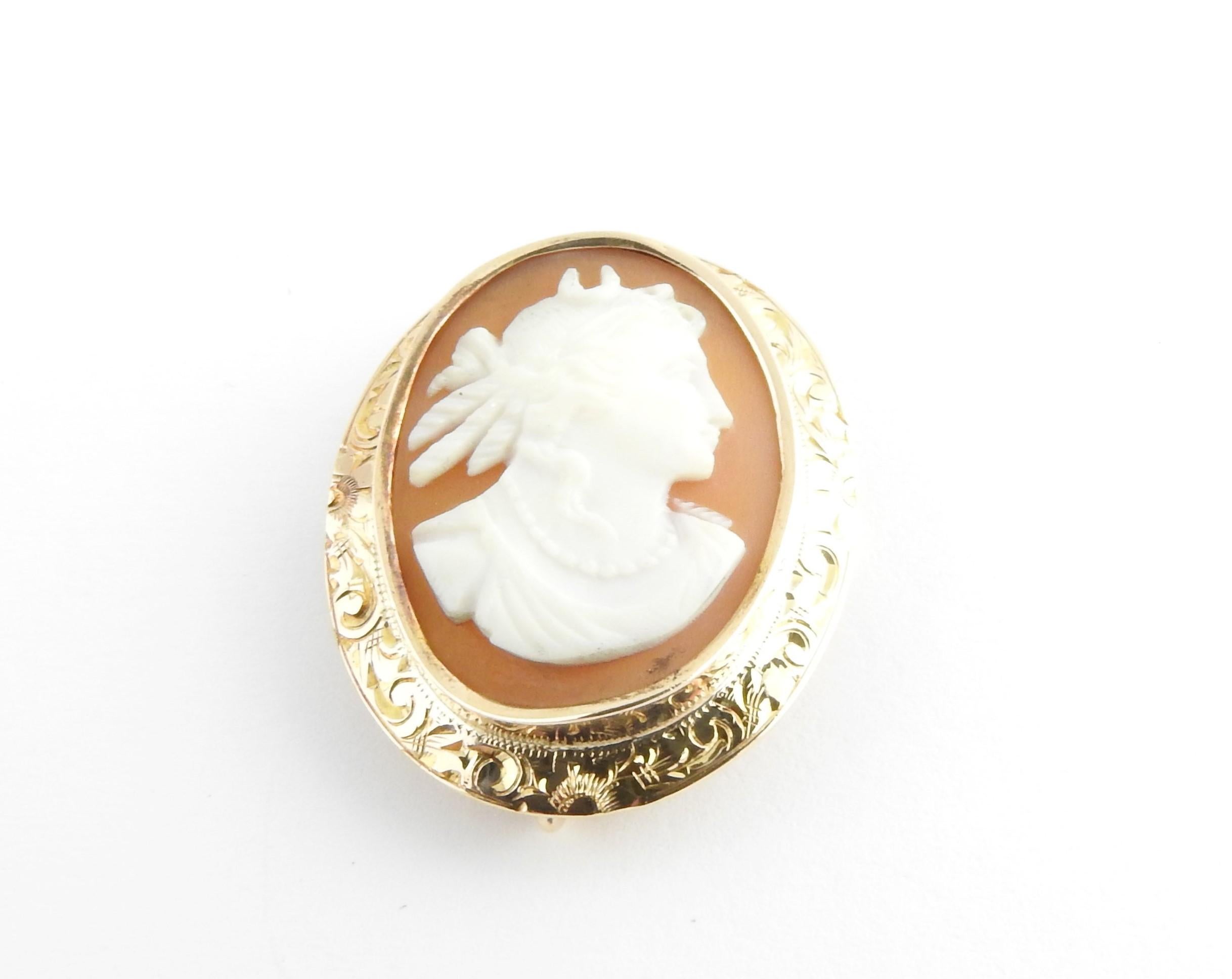 Vintage 10 Karat Yellow Gold Cameo Brooch

This stunning cameo brooch features a lovely lady in profile framed in beautifully detailed 10K yellow gold.

Size: 31 mm x 26 mm

Weight: 3.2 dwt. / 5.1 gr.

Stamped: Acid tested for 10K gold.

Very good