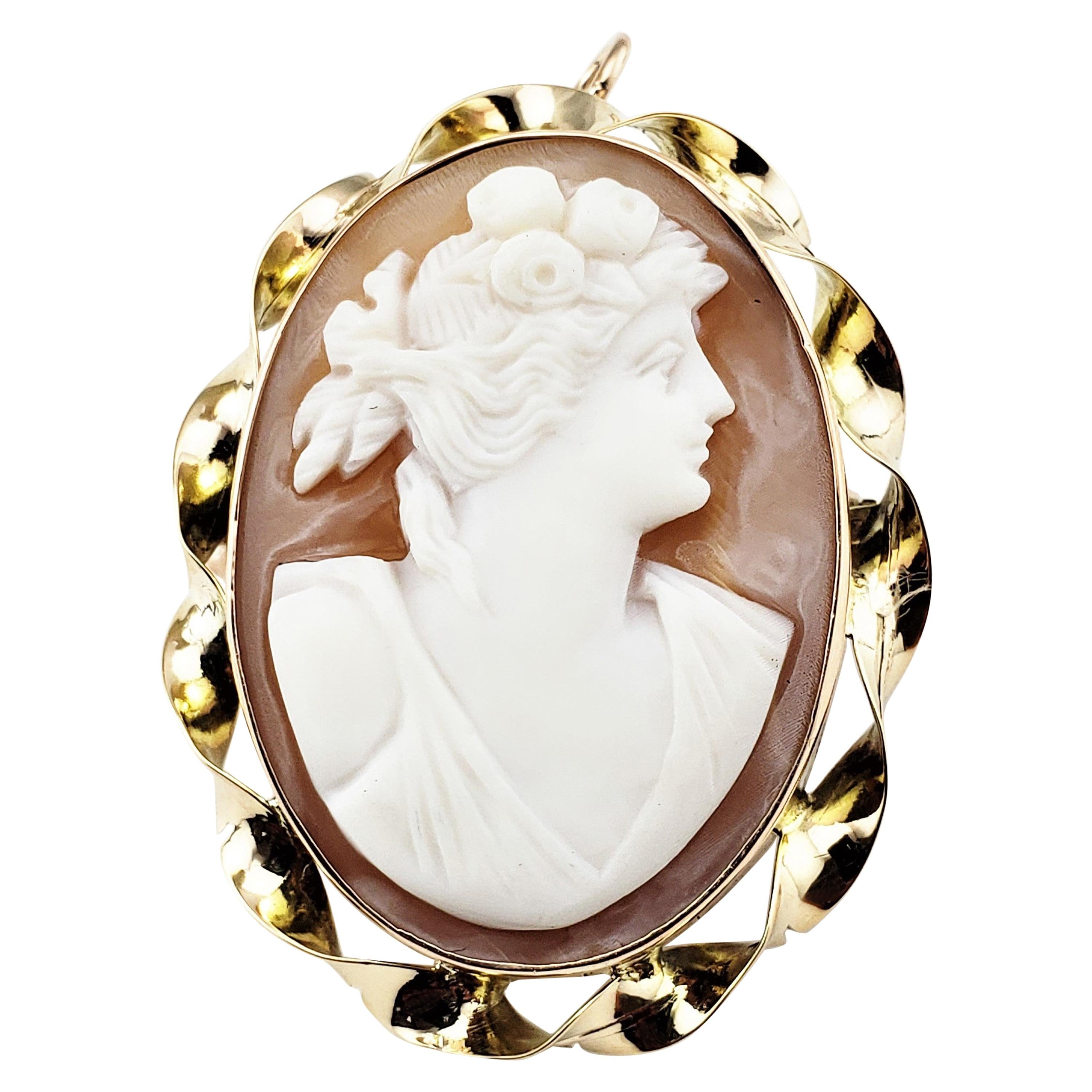 10 Karat Yellow Gold Cameo Brooch/Pendant For Sale