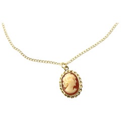 10 Karat Yellow Gold Cameo Necklace