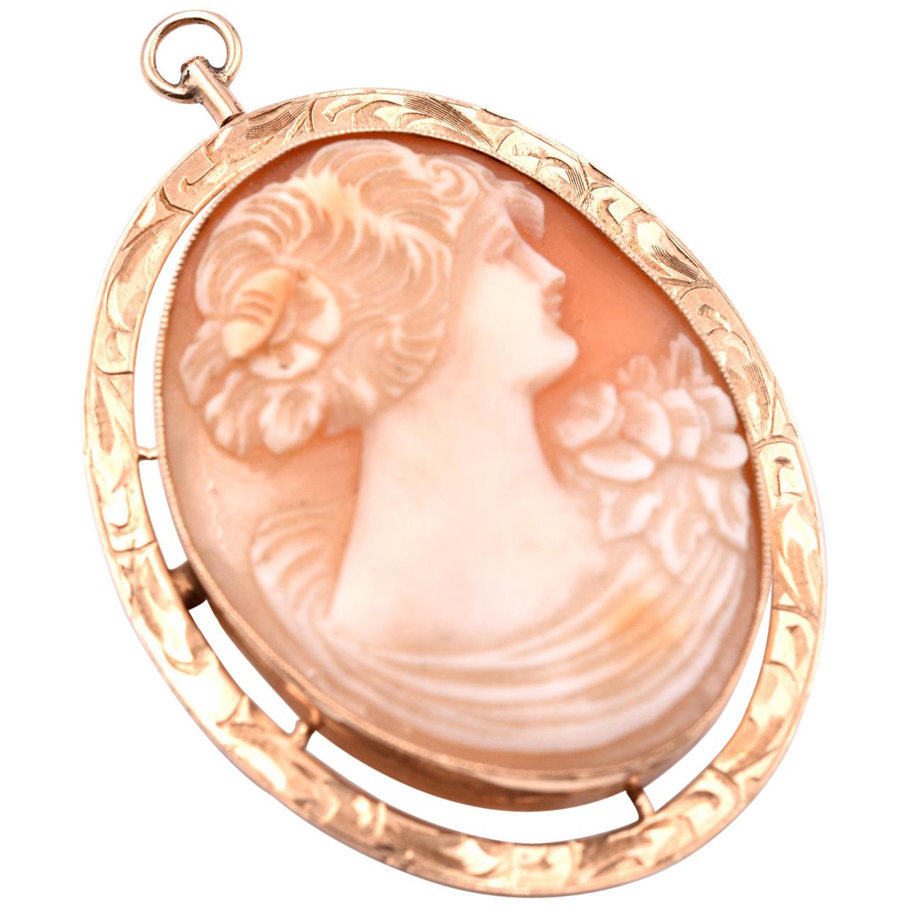 Épingle camée en or jaune 10 carats