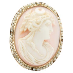 10 Karat Yellow Gold Cameo Pin with Seed Pearls