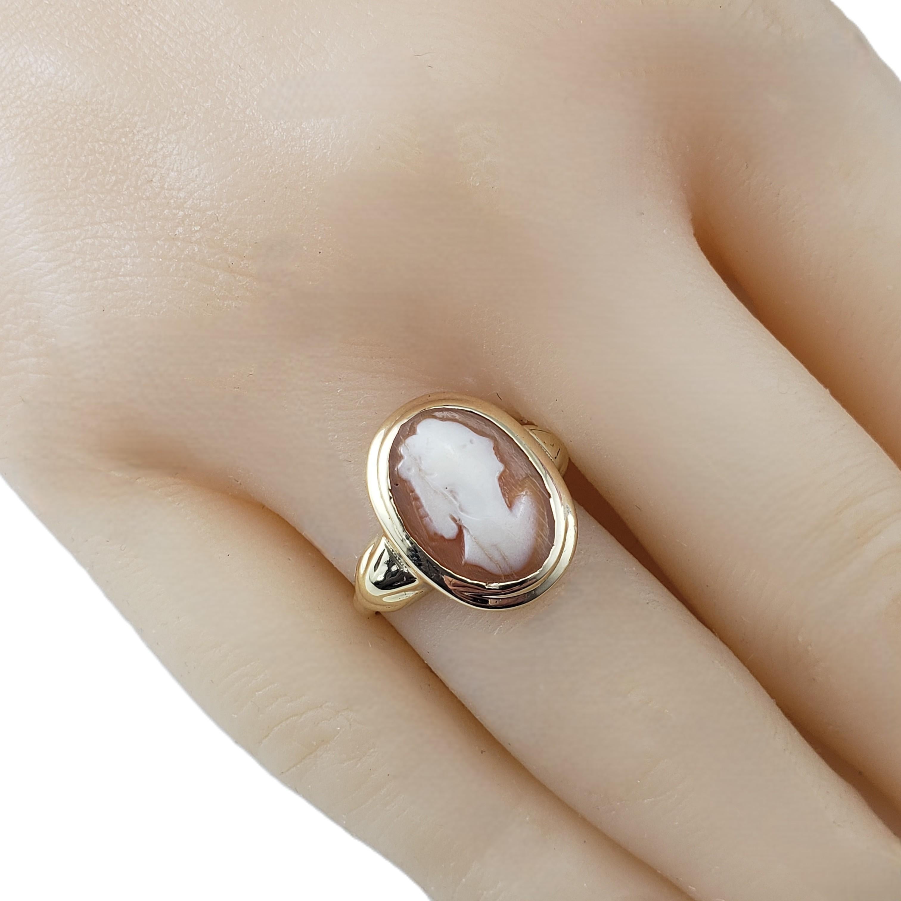 10 Karat Yellow Gold Cameo Ring Size 5.5 #21899 en vente 4