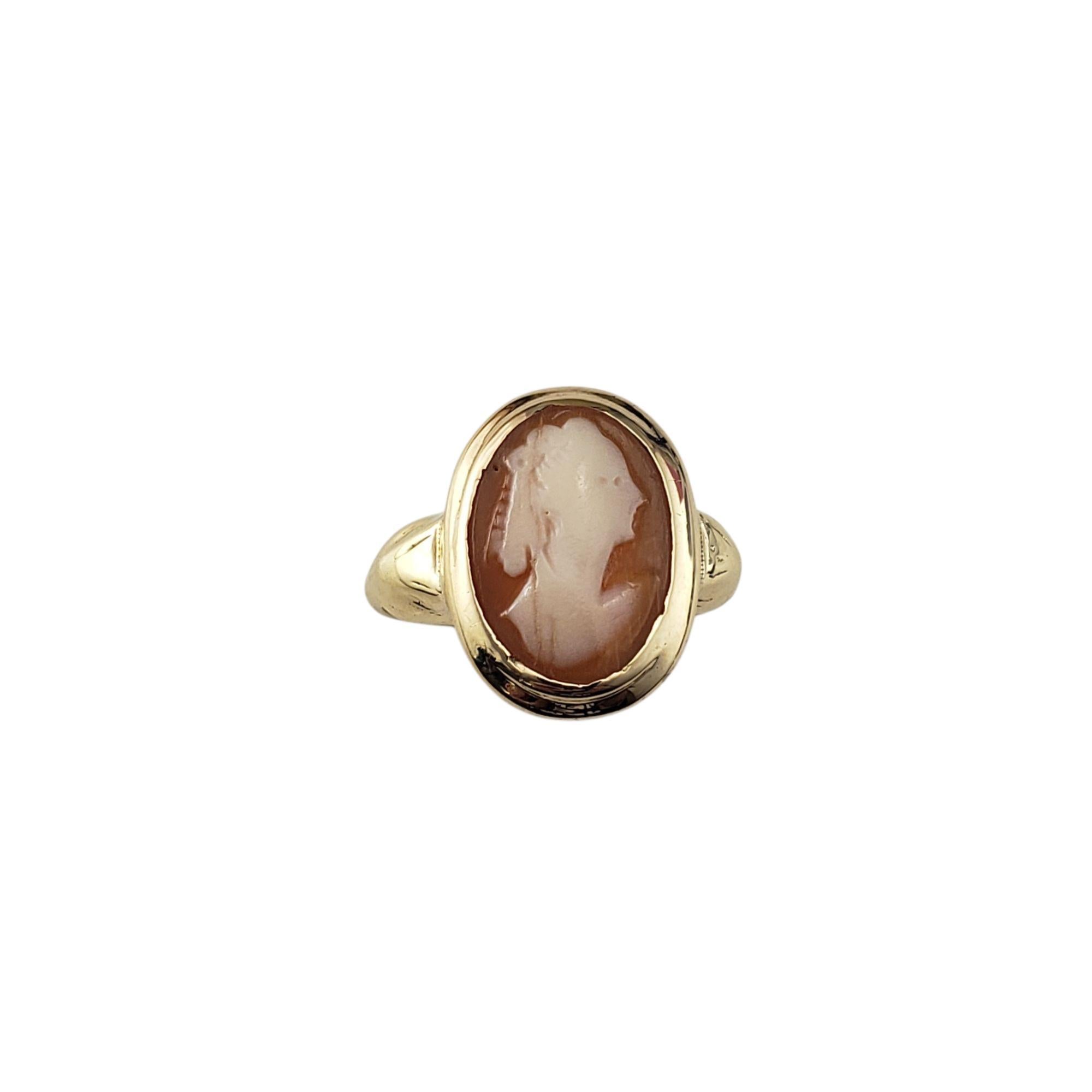 10 Karat Yellow Gold Cameo Ring Size 5.5 #21899