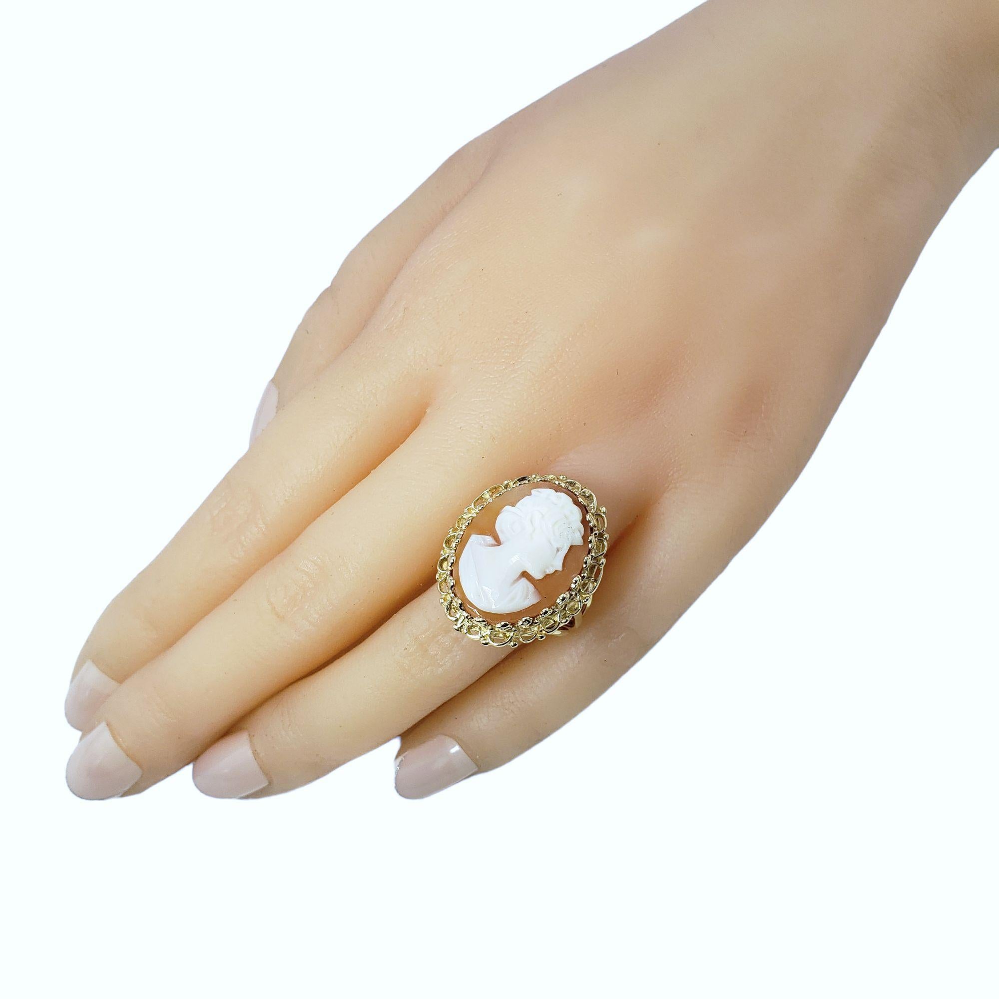 10 Karat Yellow Gold Cameo Ring For Sale 1