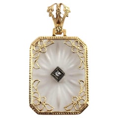 Colgante de cristal de alcanfor y diamantes de oro amarillo de 10 quilates #19240