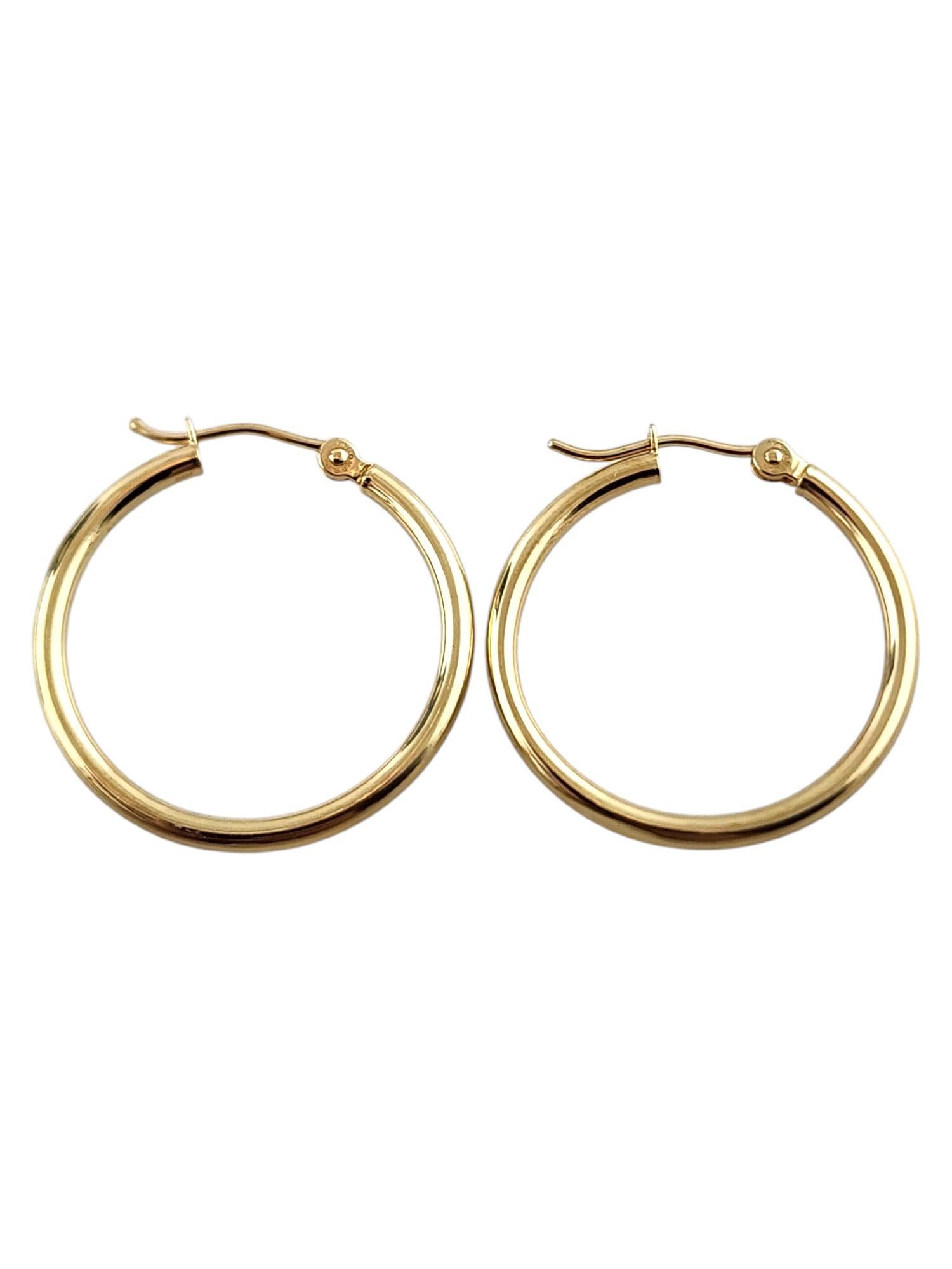 Créoles en or jaune 10 carats n° 19769 Pour femmes en vente