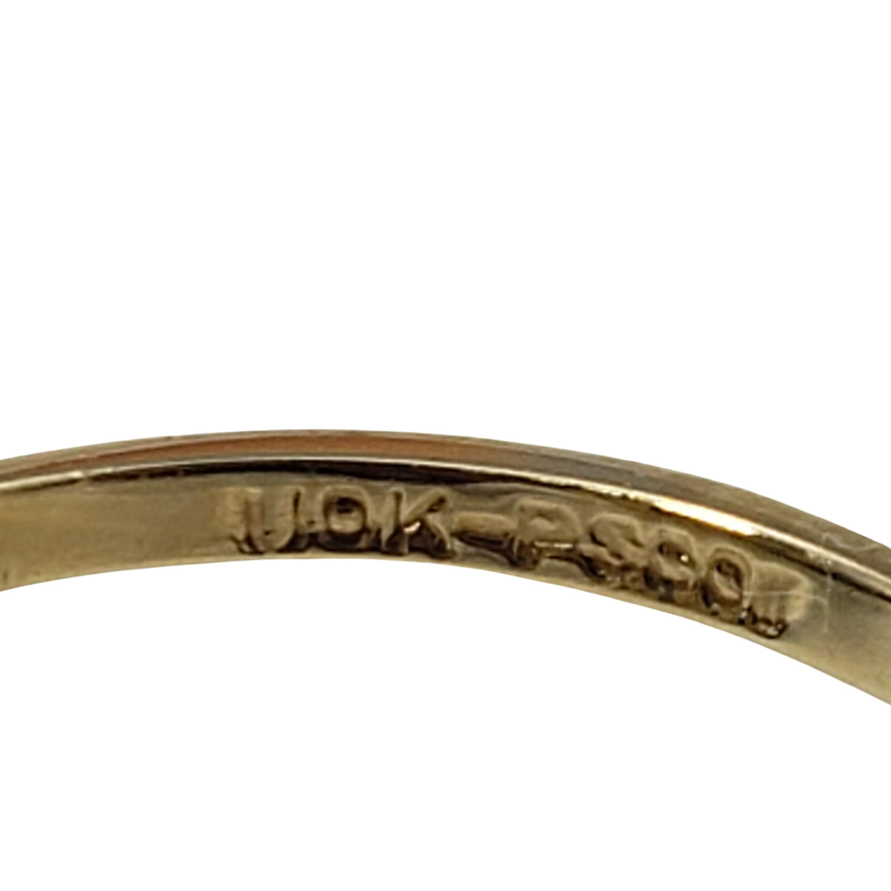 Ring aus 10 Karat Gelbgold mit Connemara-Marmor und Diamant 1
