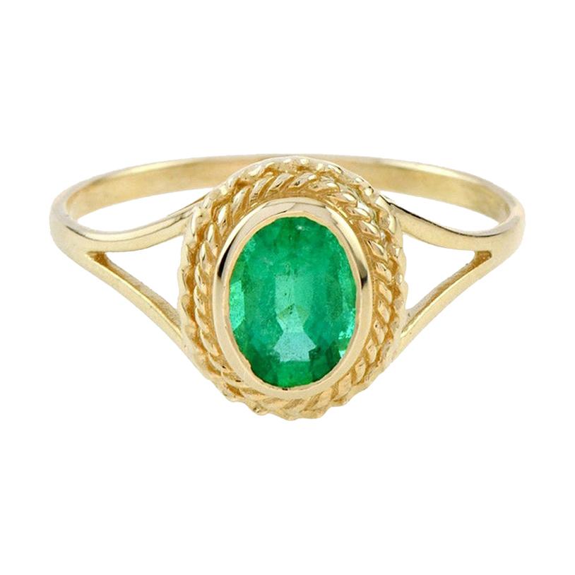 Catherine Victorian Rope Edge Emerald Cocktail Ring in 10K Yellow Gold