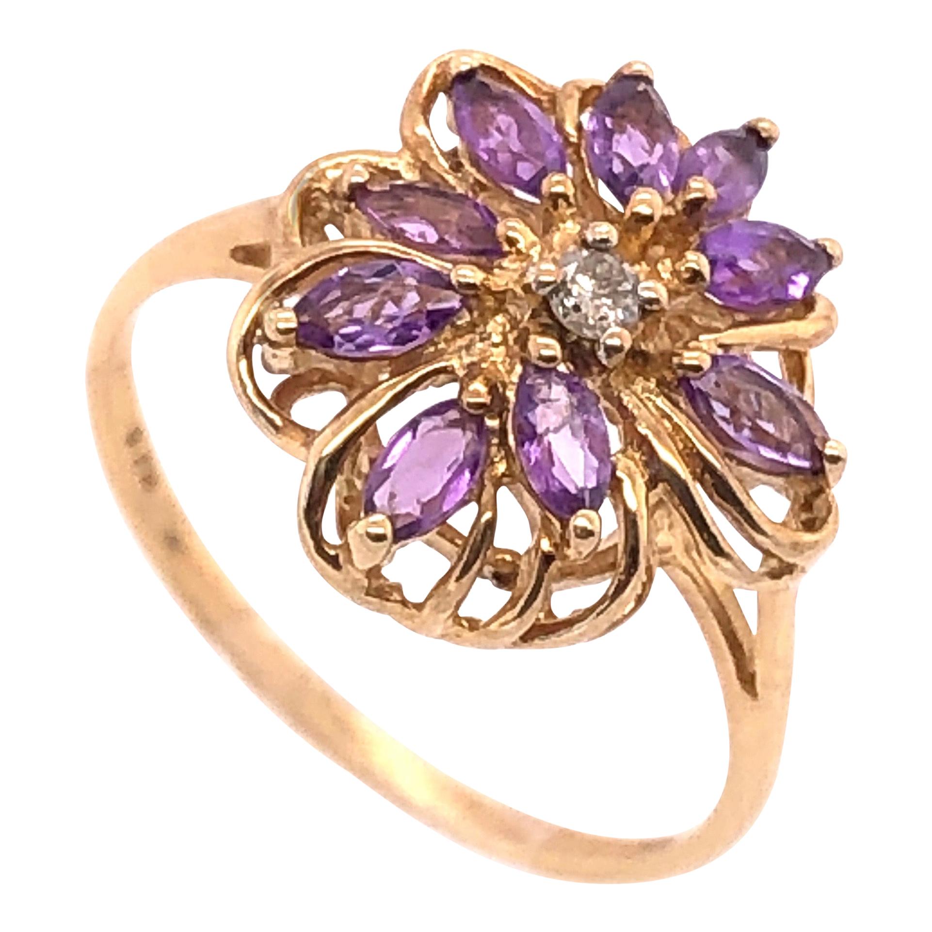 10 Karat Yellow Gold Fashion Oval Amethyst Ring with Round Diamond 0.03 TDW For Sale