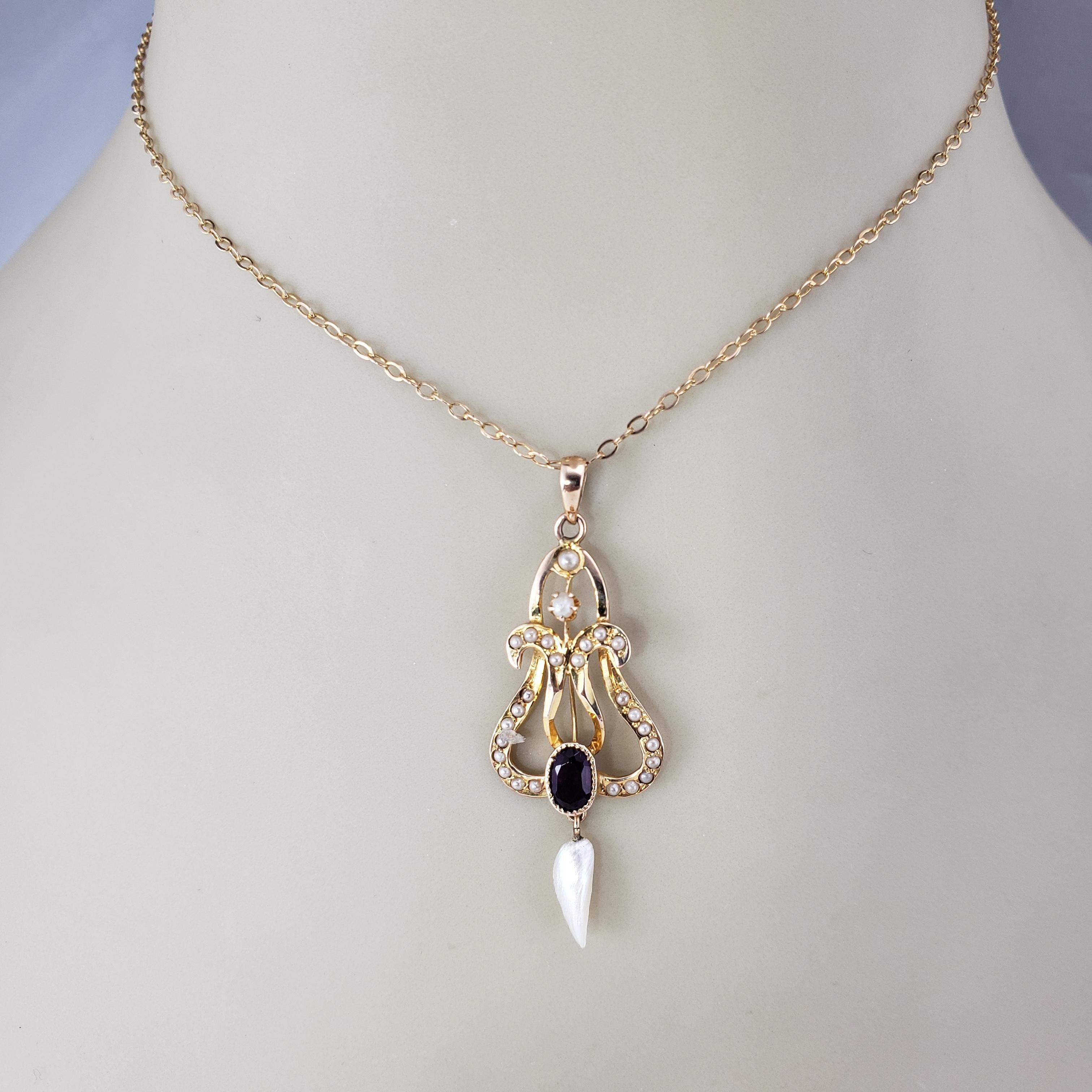 10 Karat Yellow Gold Freshwater Pearl Pendant Necklace #18403 For Sale 3