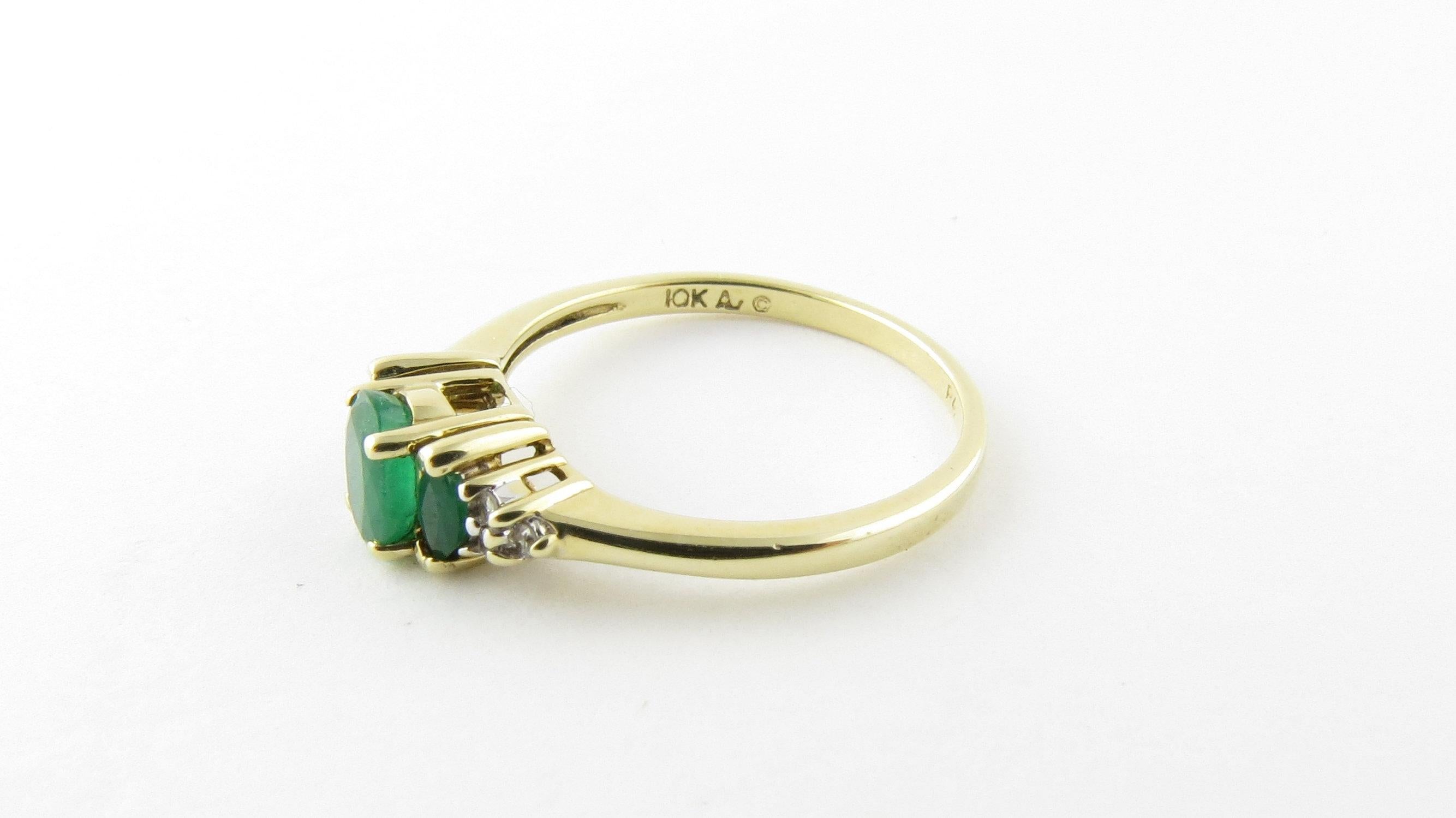 10 Karat Yellow Gold Genuine Emerald and Diamond Ring 2