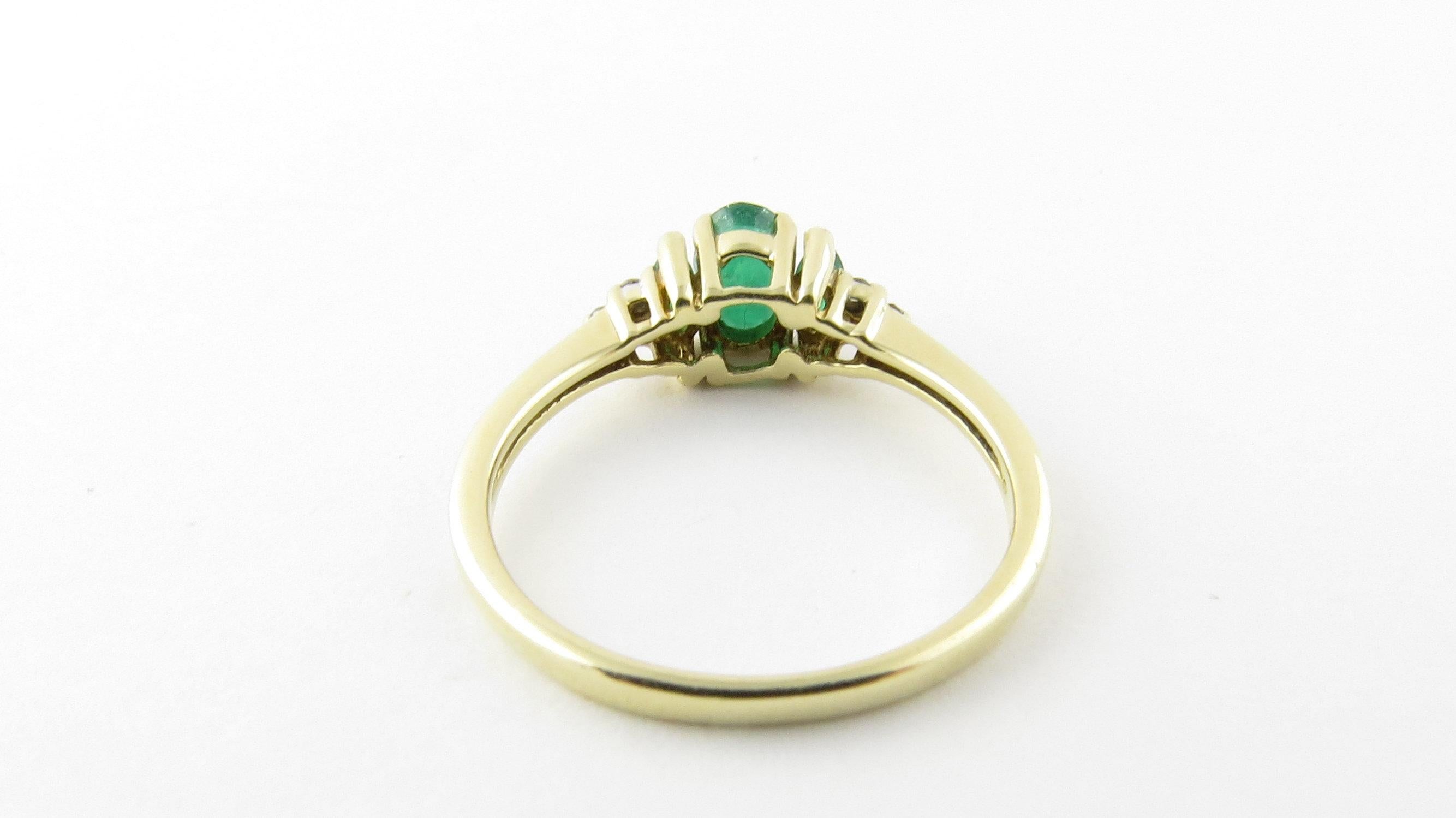 10 Karat Yellow Gold Genuine Emerald and Diamond Ring 3