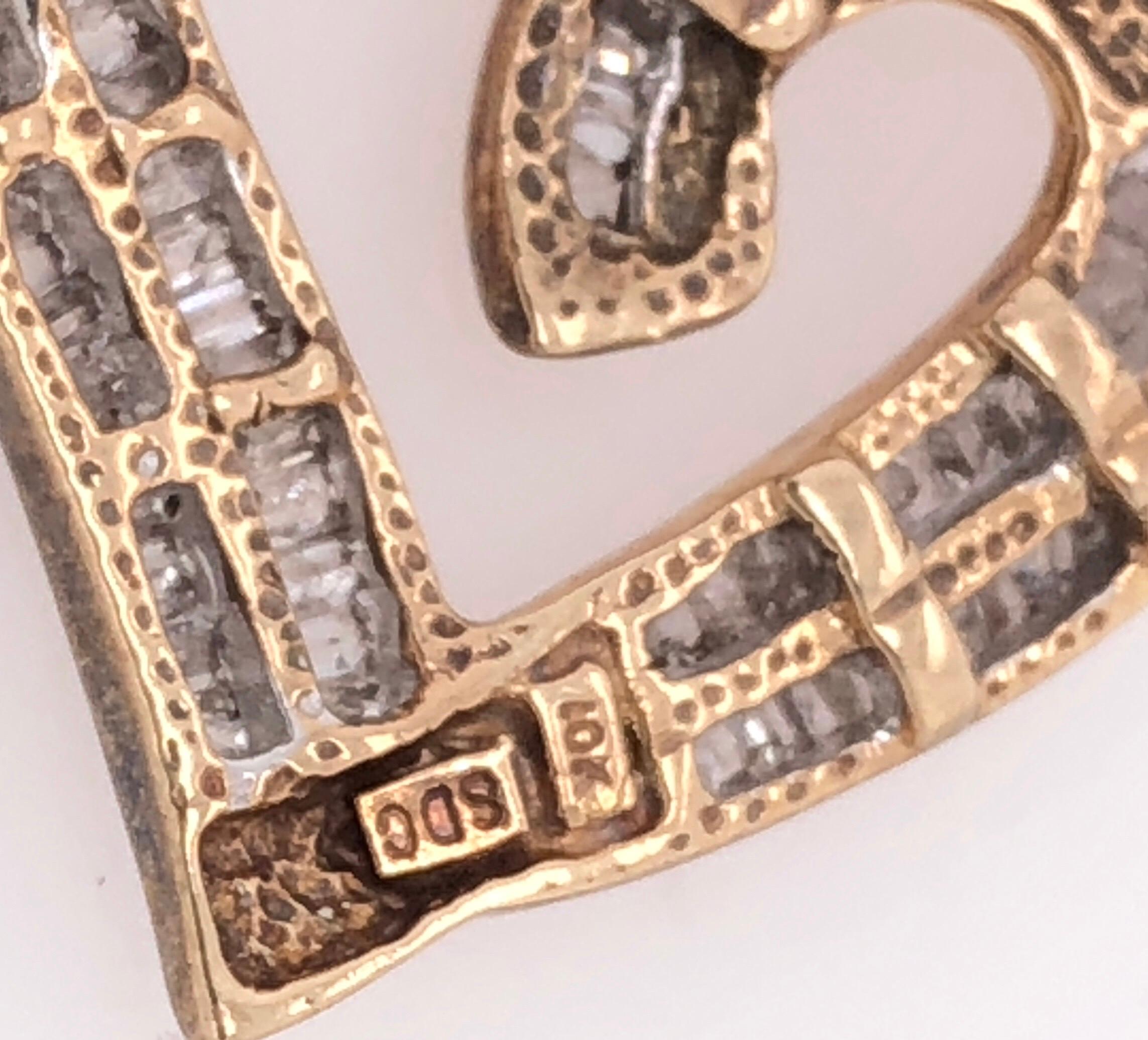 10 Karat Yellow Gold Heart Charm / Pendant with Diamonds For Sale 1