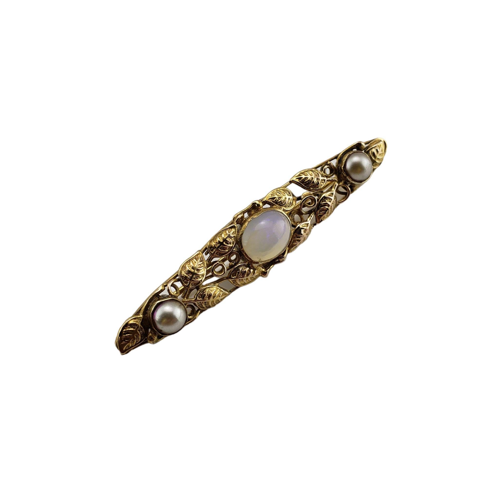 Women's 10 Karat Yellow Gold Moonstone and Pearl Brooch/Pin For Sale