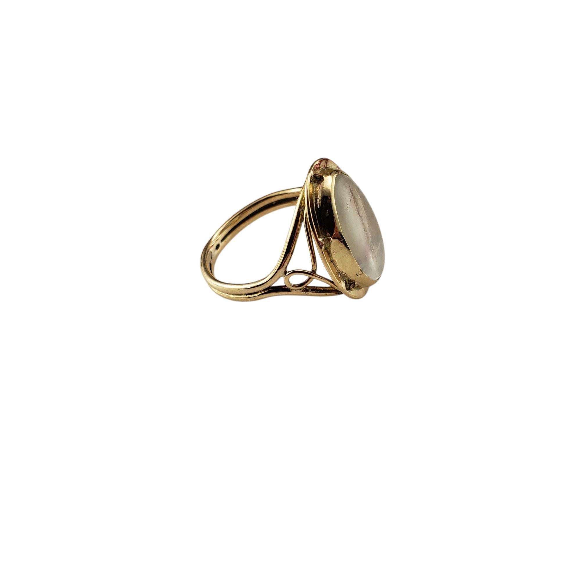 Anello in oro giallo 10 carati con pietra di luna, misura 6,75 #21669 In condizioni buone in vendita a Washington Depot, CT