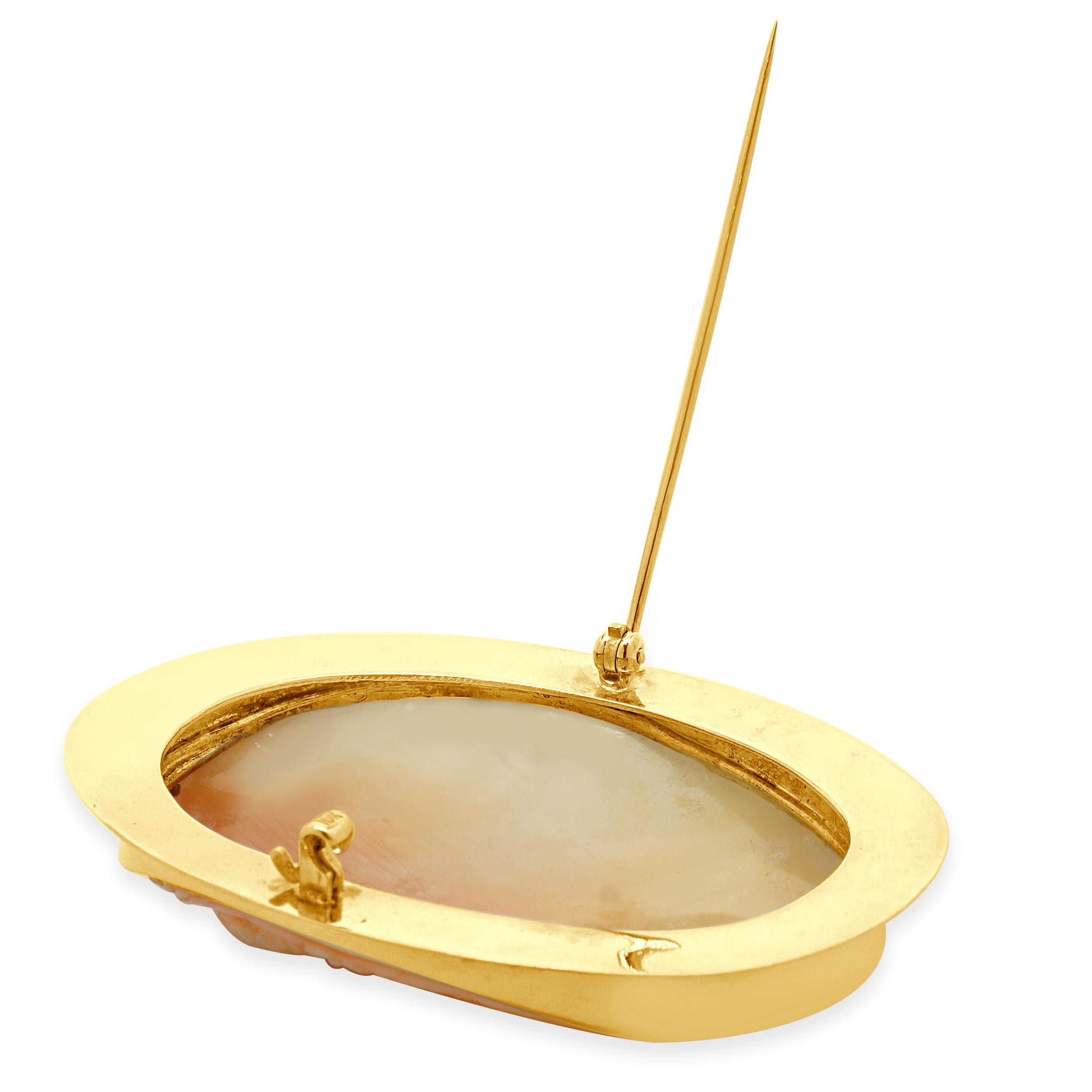 Femenino o masculino Broche Camafeo Busto Desnudo Oro Amarillo 10 Kilates en venta