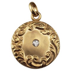 Ciondolo con diamante Repoussé in oro giallo 10 carati #21424