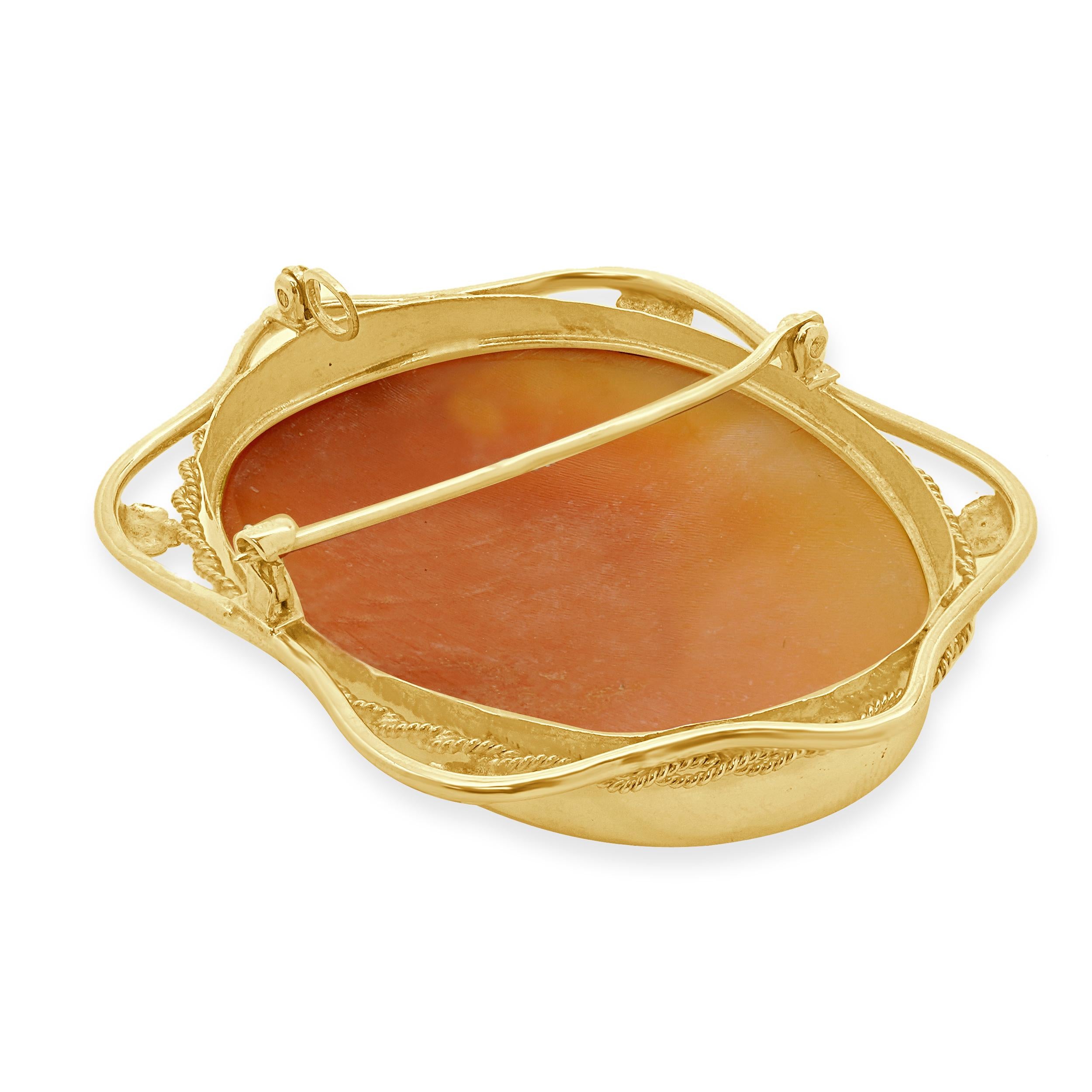 Women's 10 Karat Yellow Gold Vintage Cameo Pin For Sale
