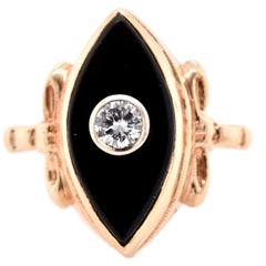 10 Karat Yellow Gold Vintage Diamond and Onyx Ring